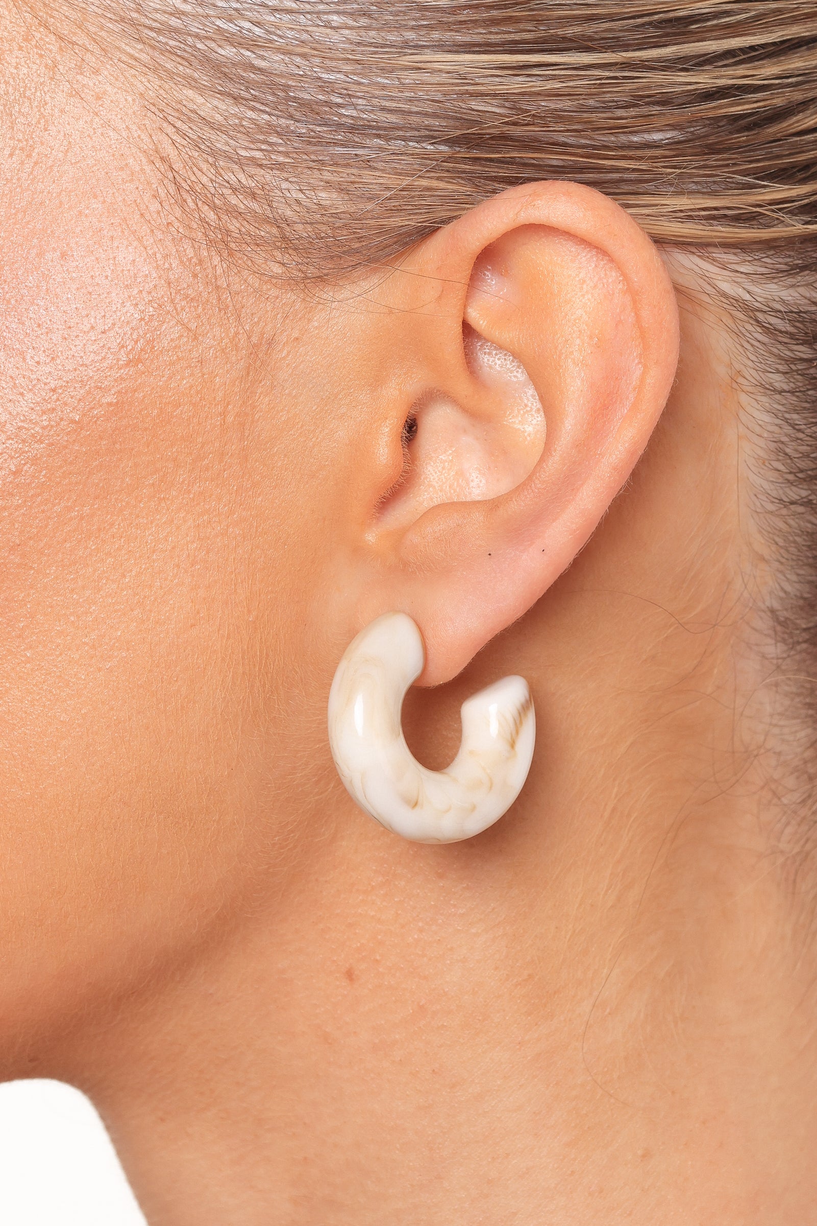 Tahlia Earrings - Cream