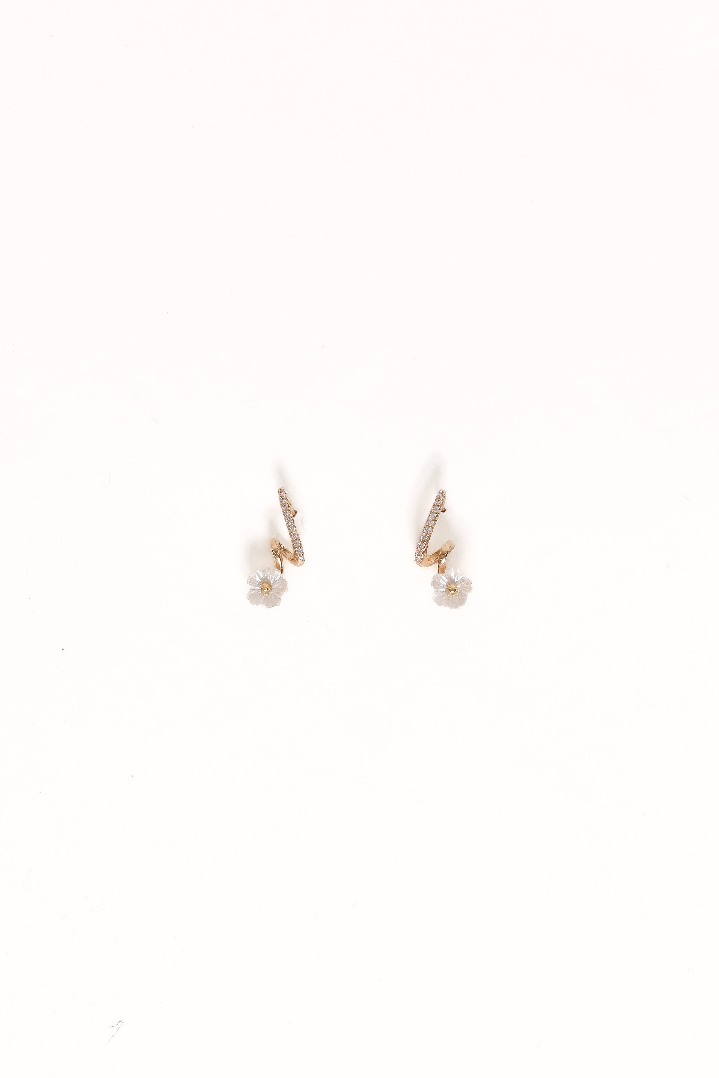 Freya Flower Earrings - Gold