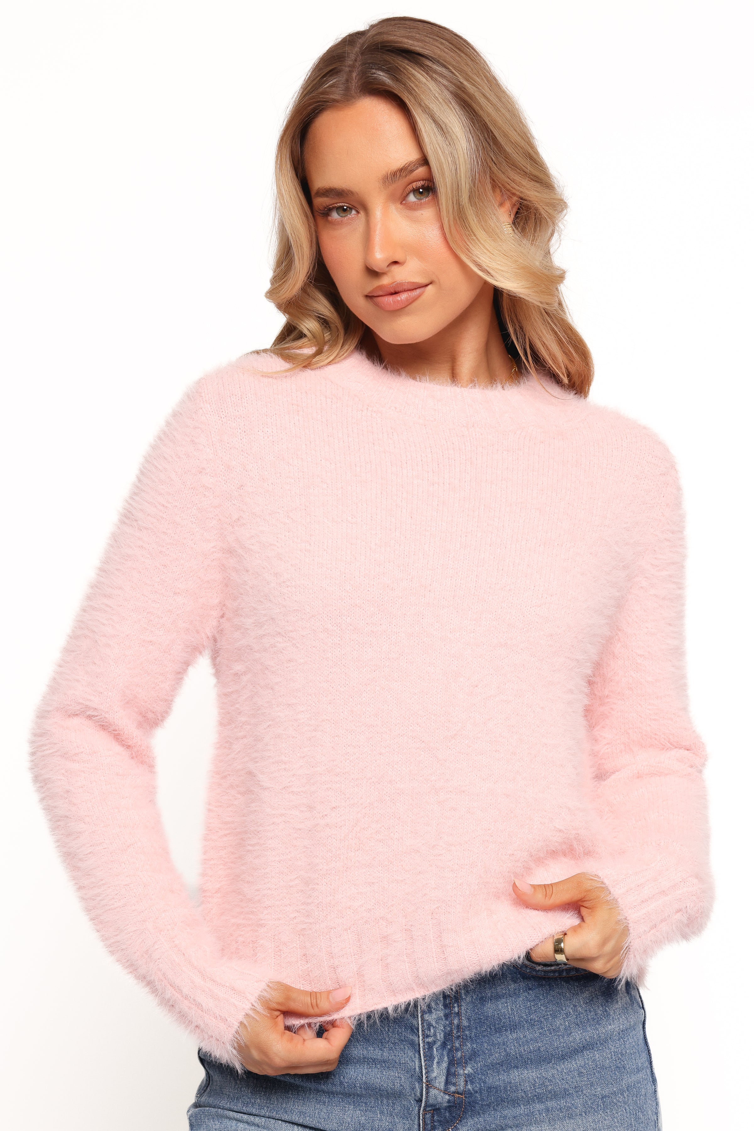 Aspra Fuzzy Crewneck Knit Sweater - Pink