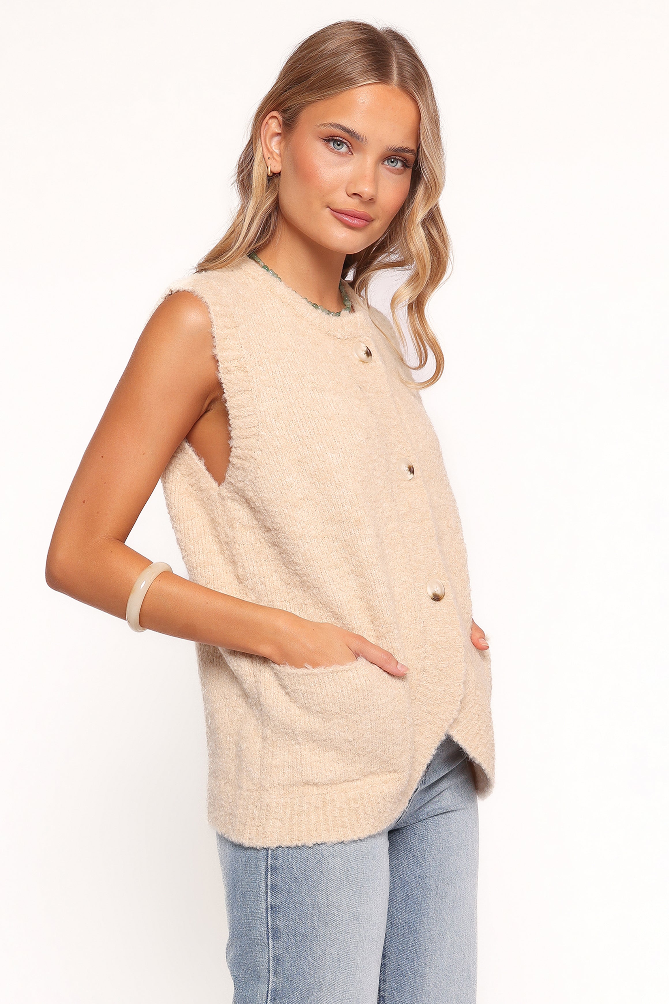 Avery Knit Vest - Beige