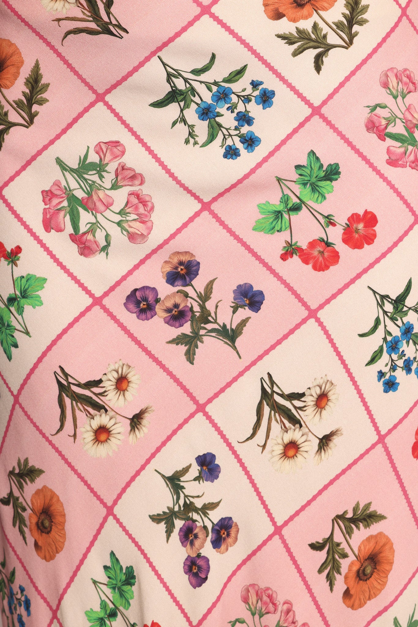 Kelso Top - Flora Tile