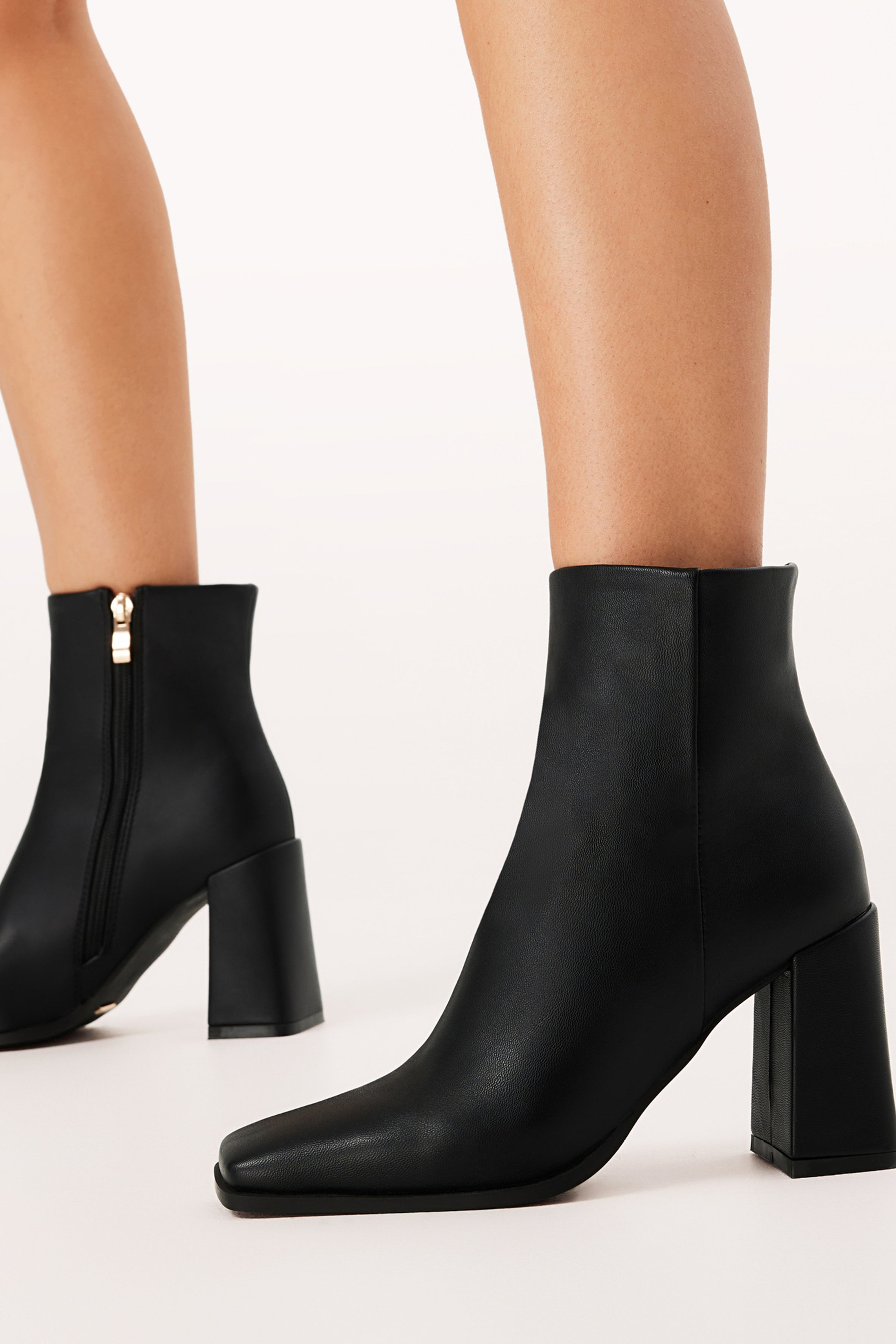 Chika Boots - Black
