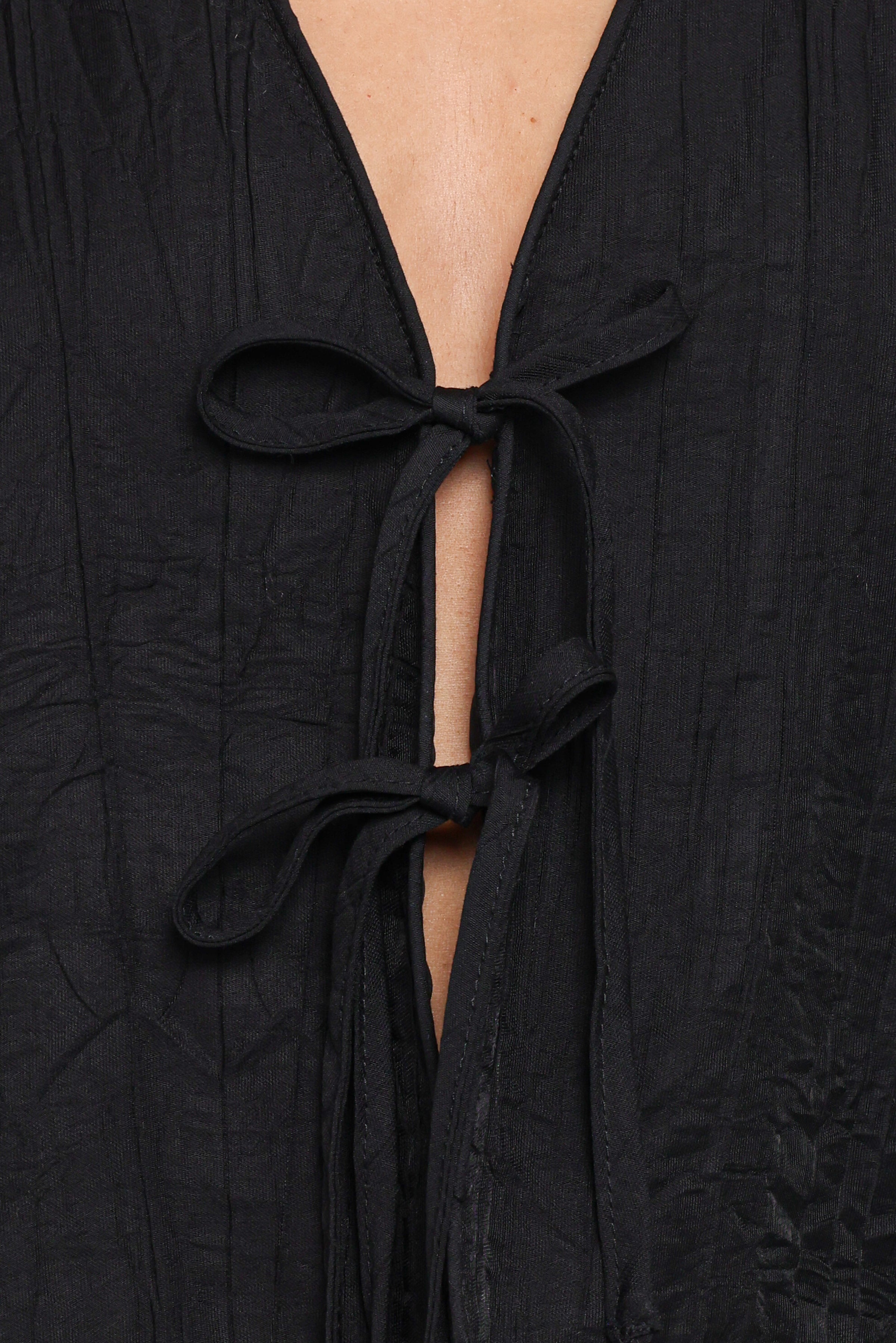 Captie Skirt Set - Black