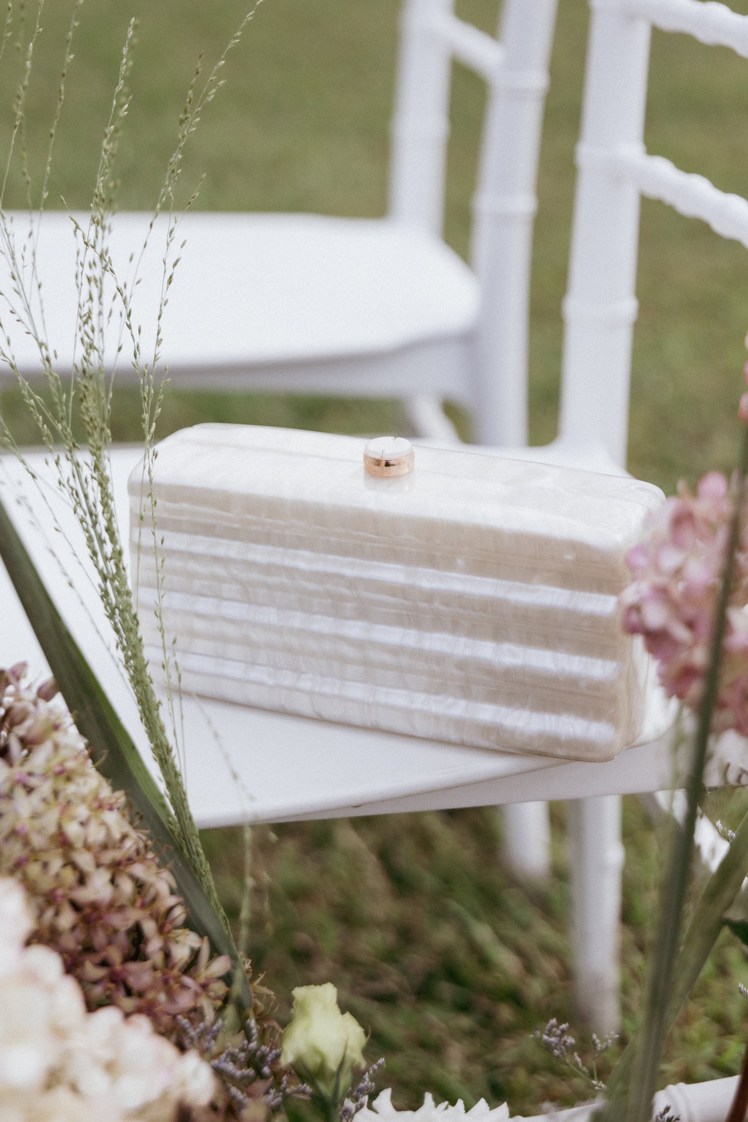 Helena Clutch - Pearl