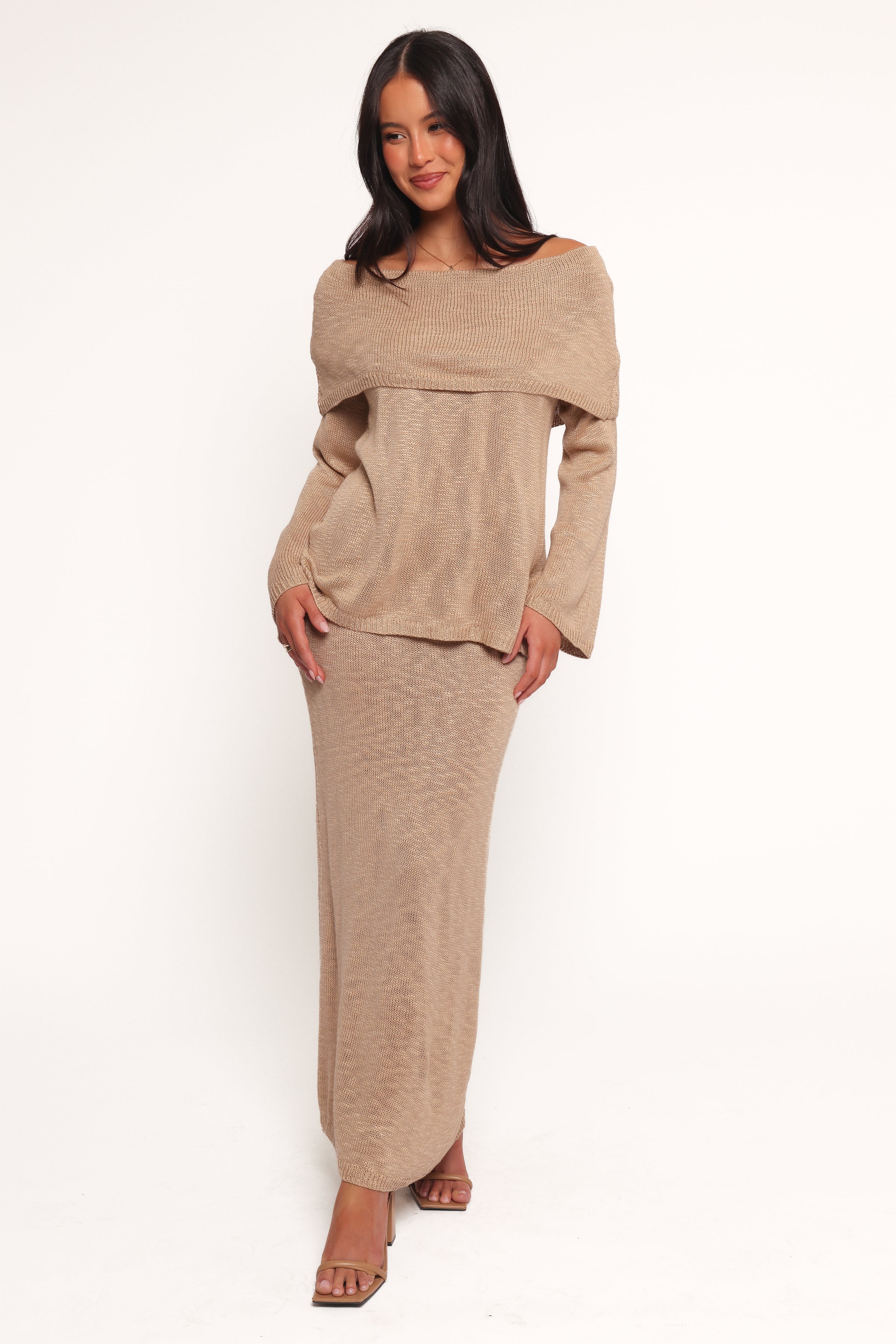 Indya Off Shoulder Top - Mocha