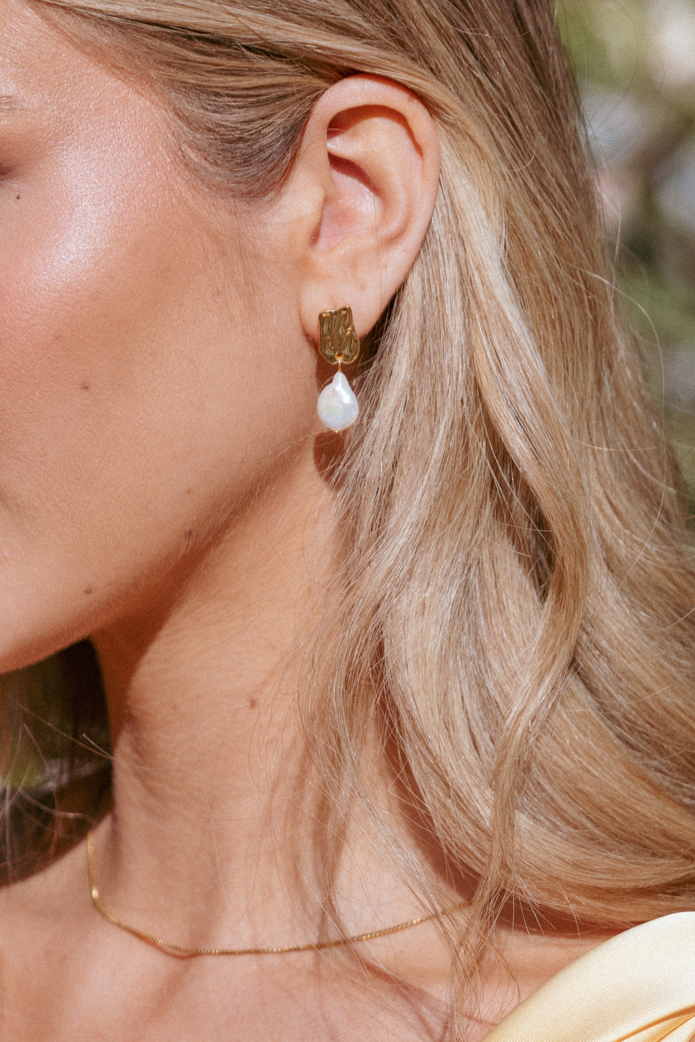 Micaela Pearl Earrings - Gold