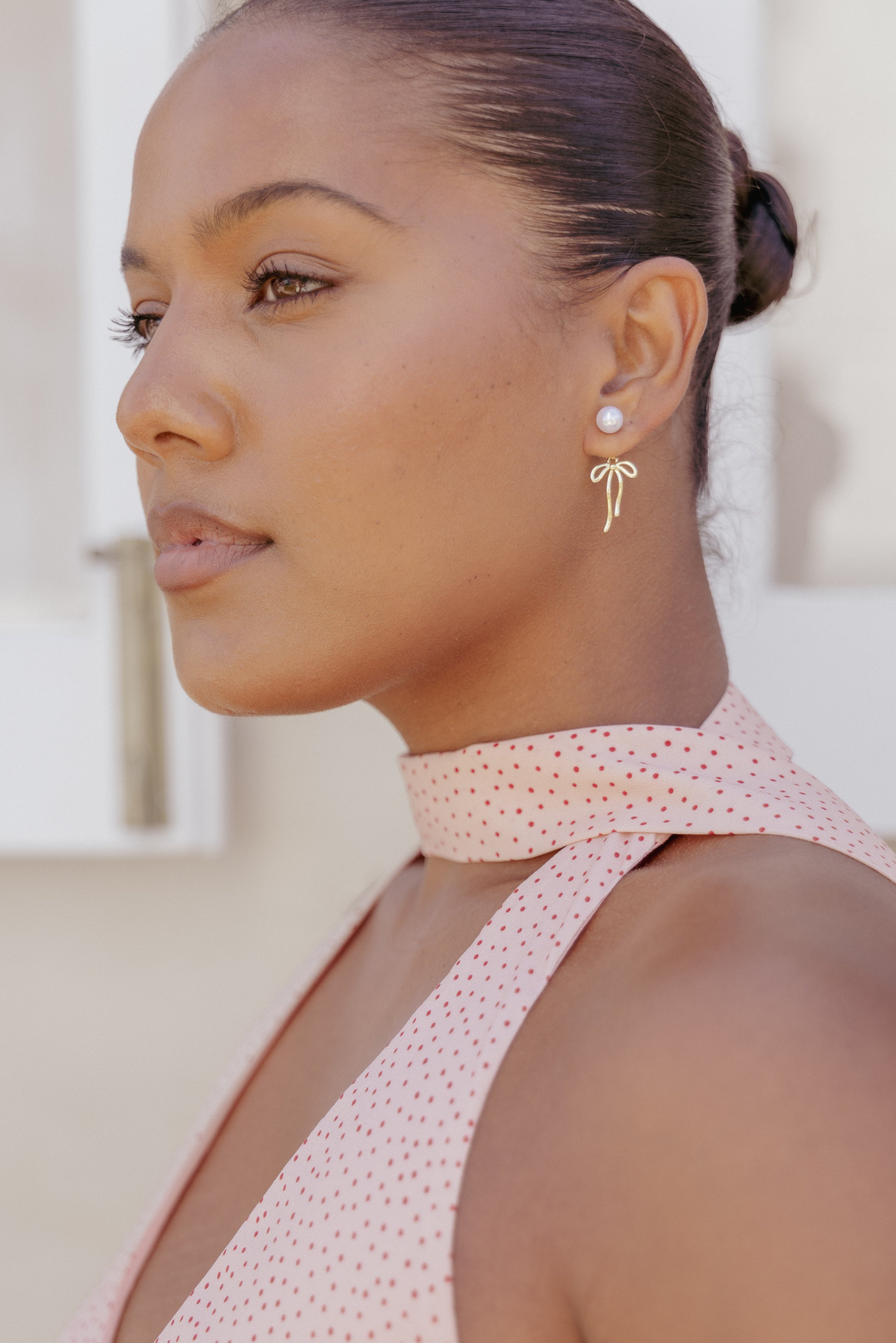 Stella Bow Earrings - Gold/Pearl