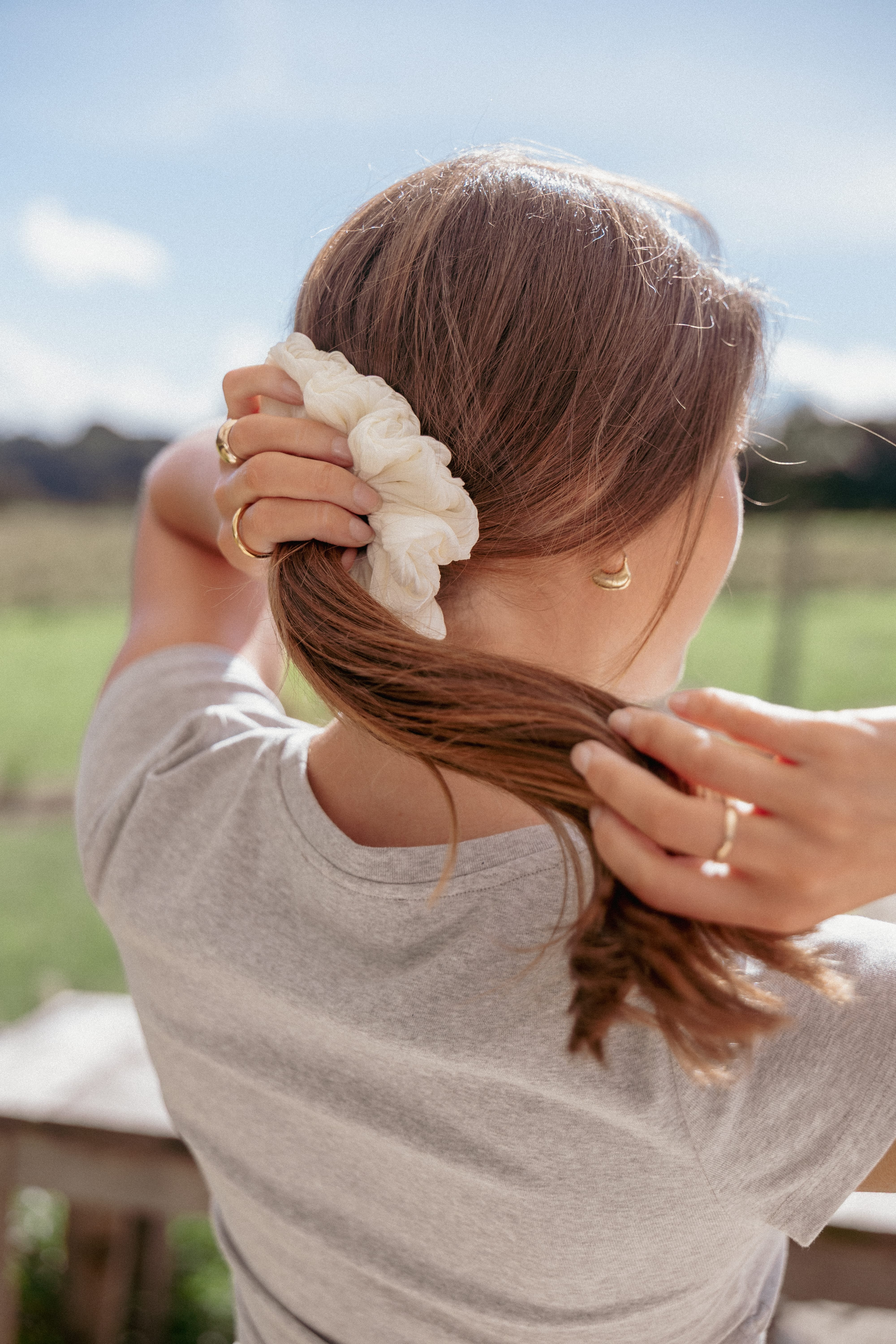 ACCESSORIES Dulce Scrunchie - Cream