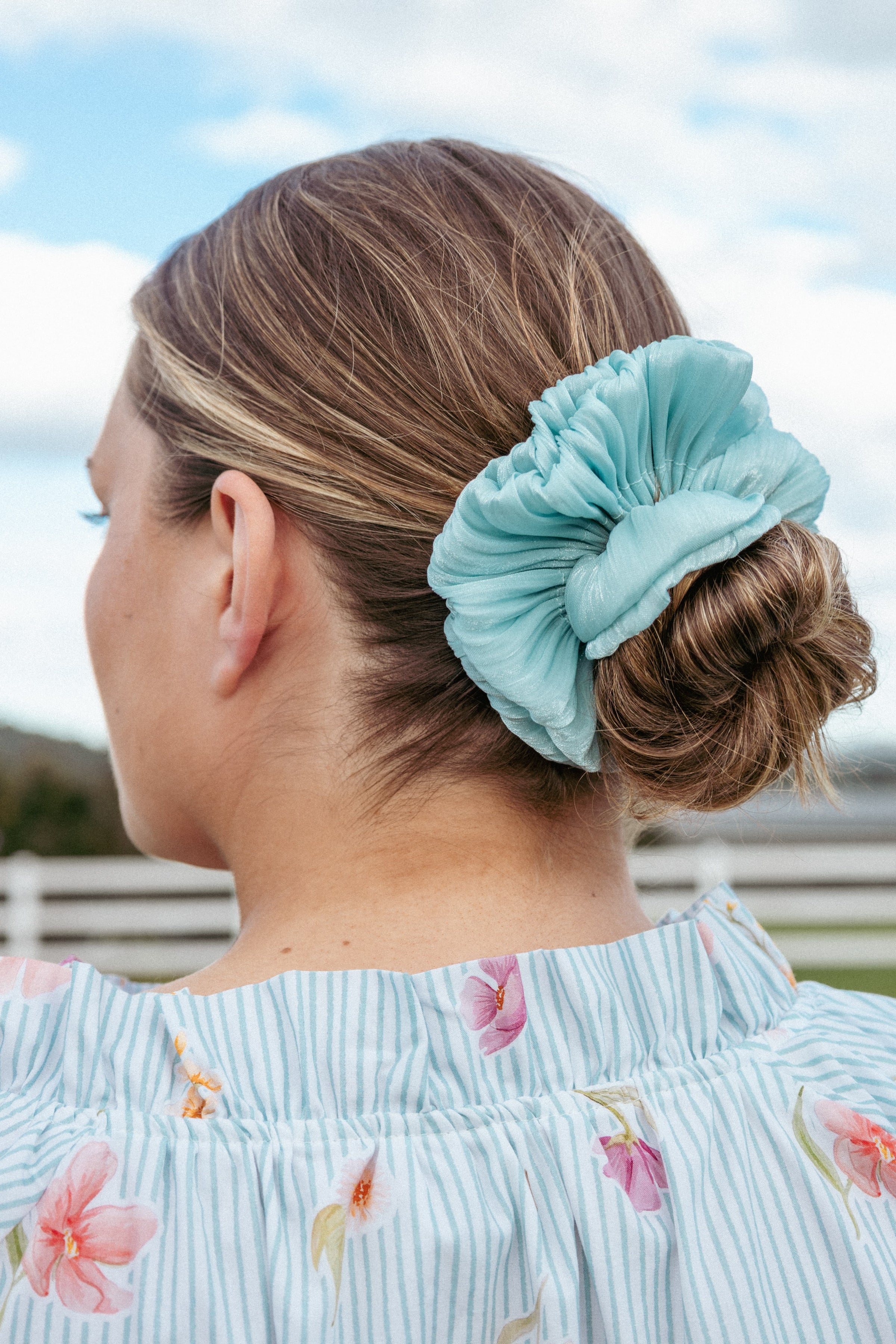 ACCESSORIES Ebony Scrunchie - Blue