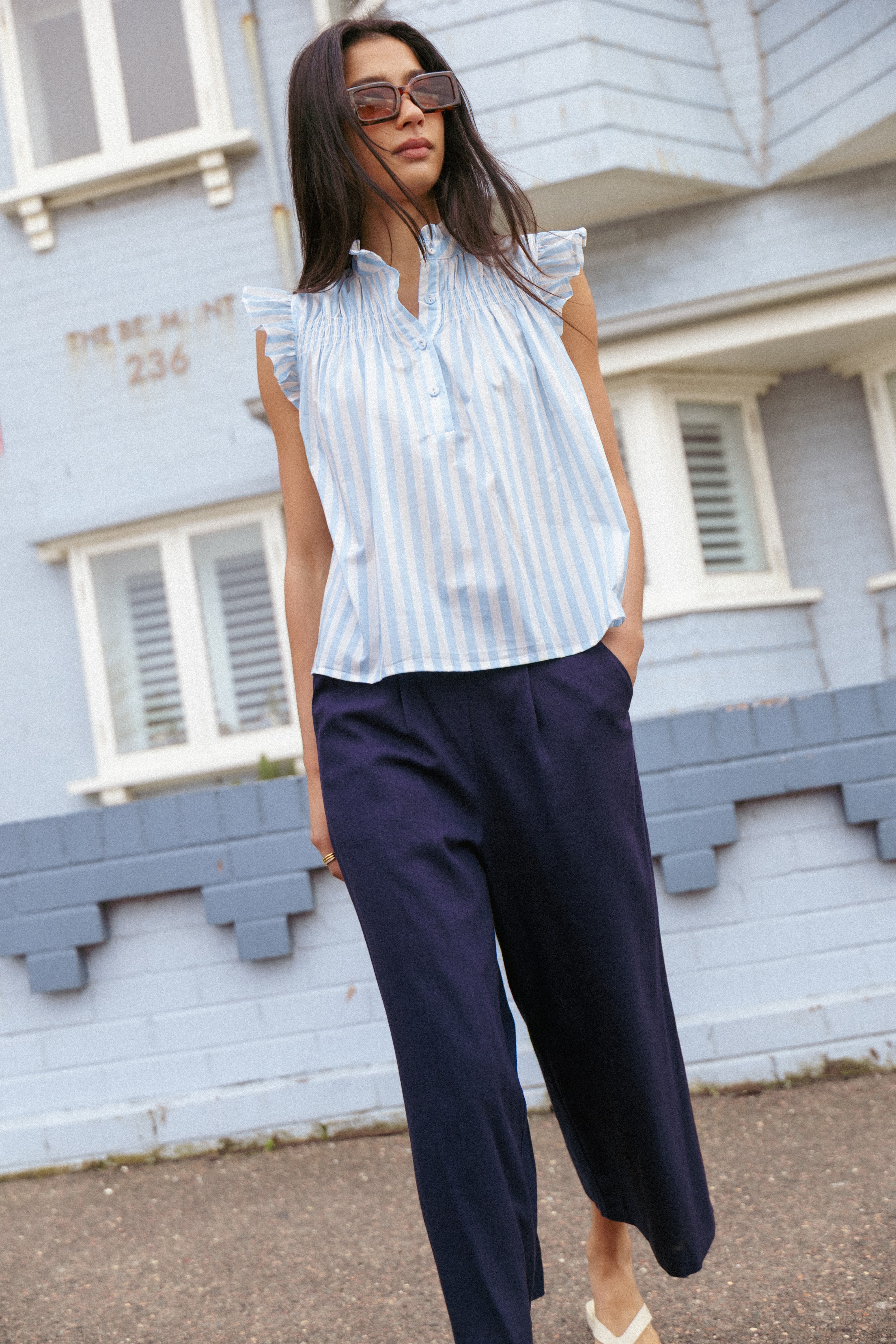 BOTTOMS Aldena Linen Blend Culotte Pants - Navy