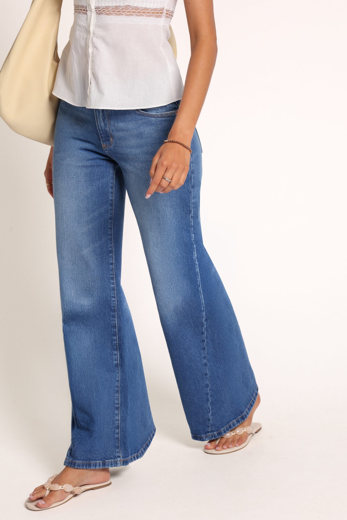 BOTTOMS Rollas Jane Aline Twist Jeans - Silverlake