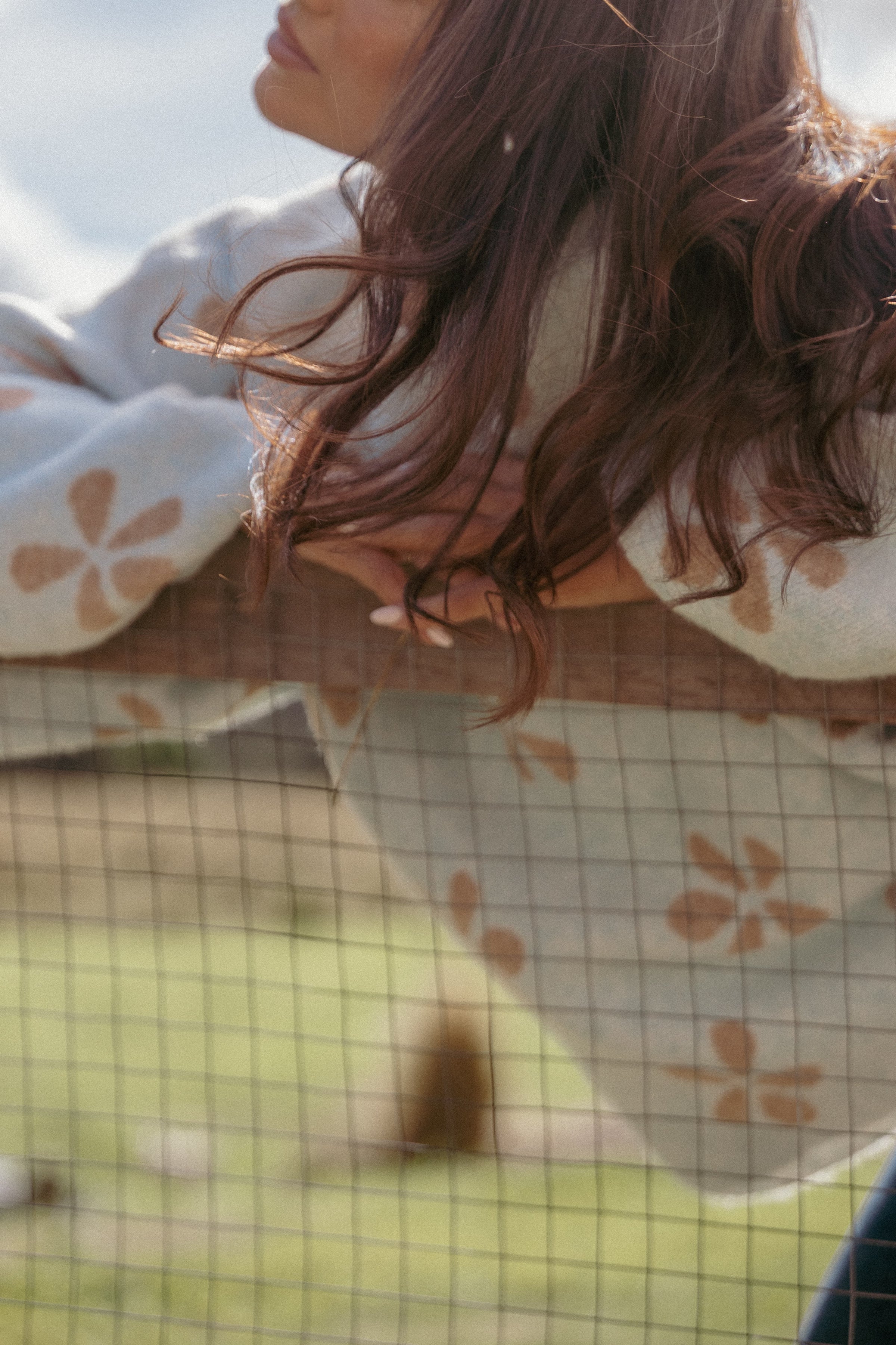 KNITWEAR Bella Oversized Daisy Sweater - Light Blue Camel