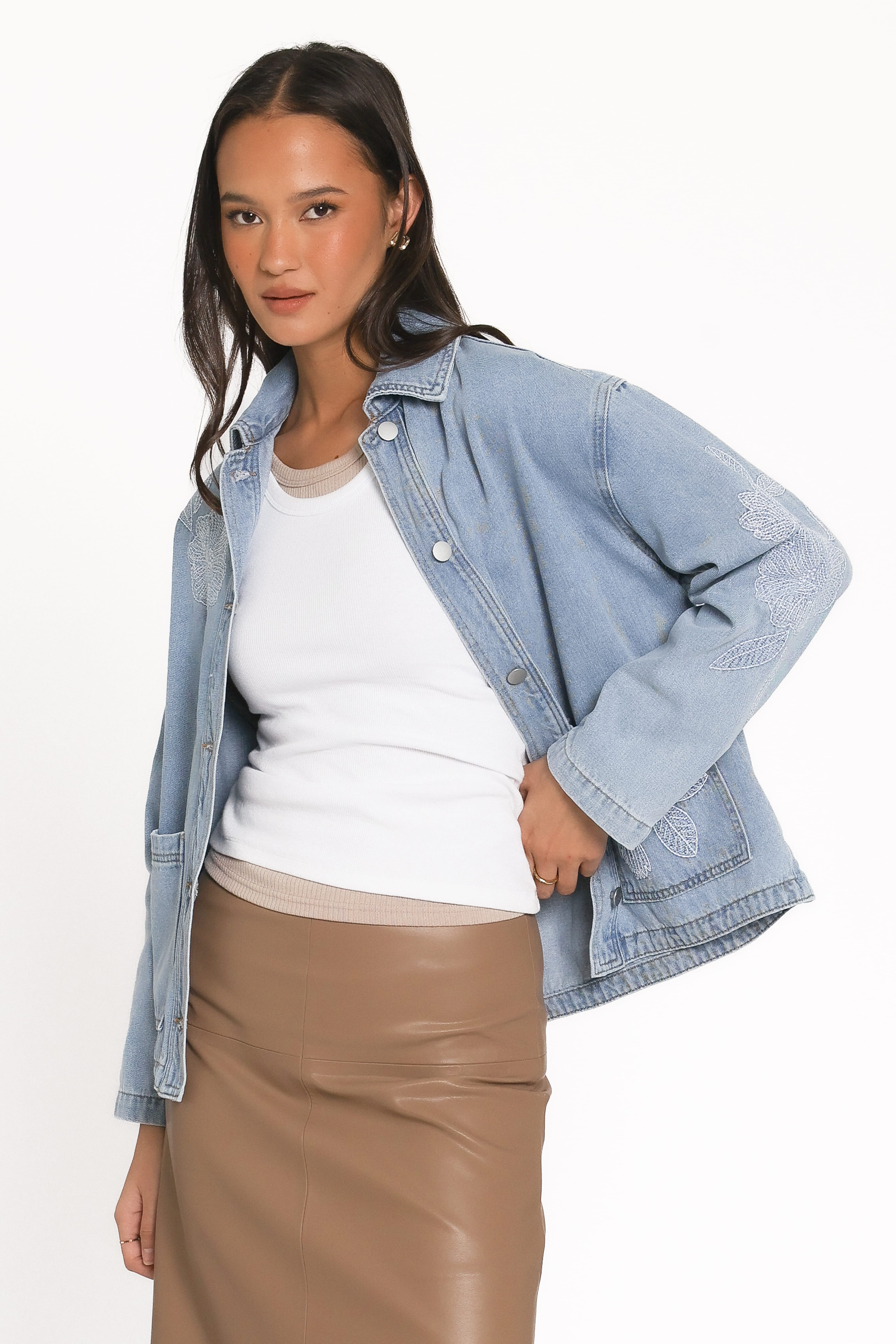 OUTERWEAR Mora Embroidered Denim Shacket - Light Wash