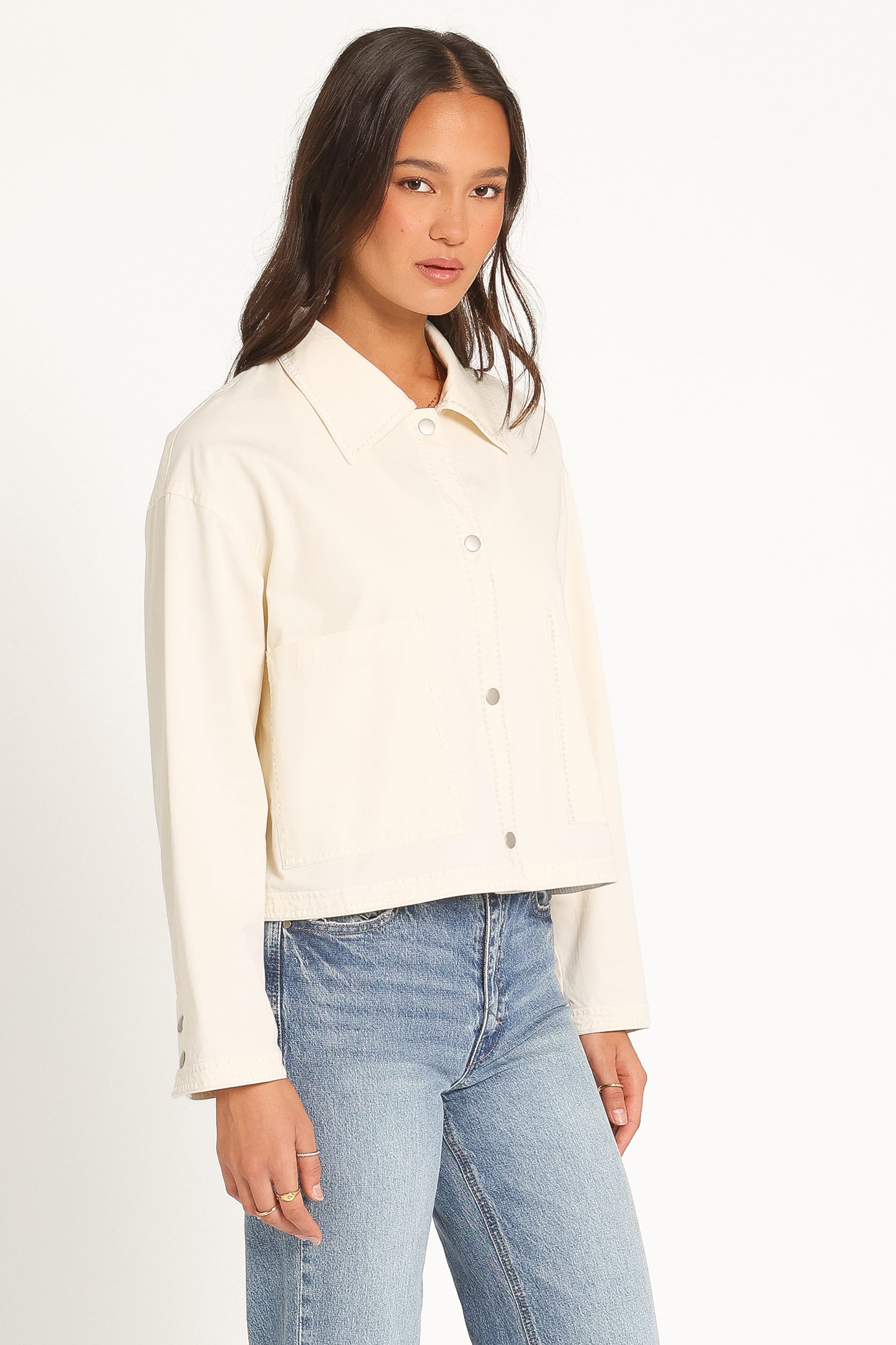 OUTERWEAR Poppi Boxy Crop Jacket - Ivory