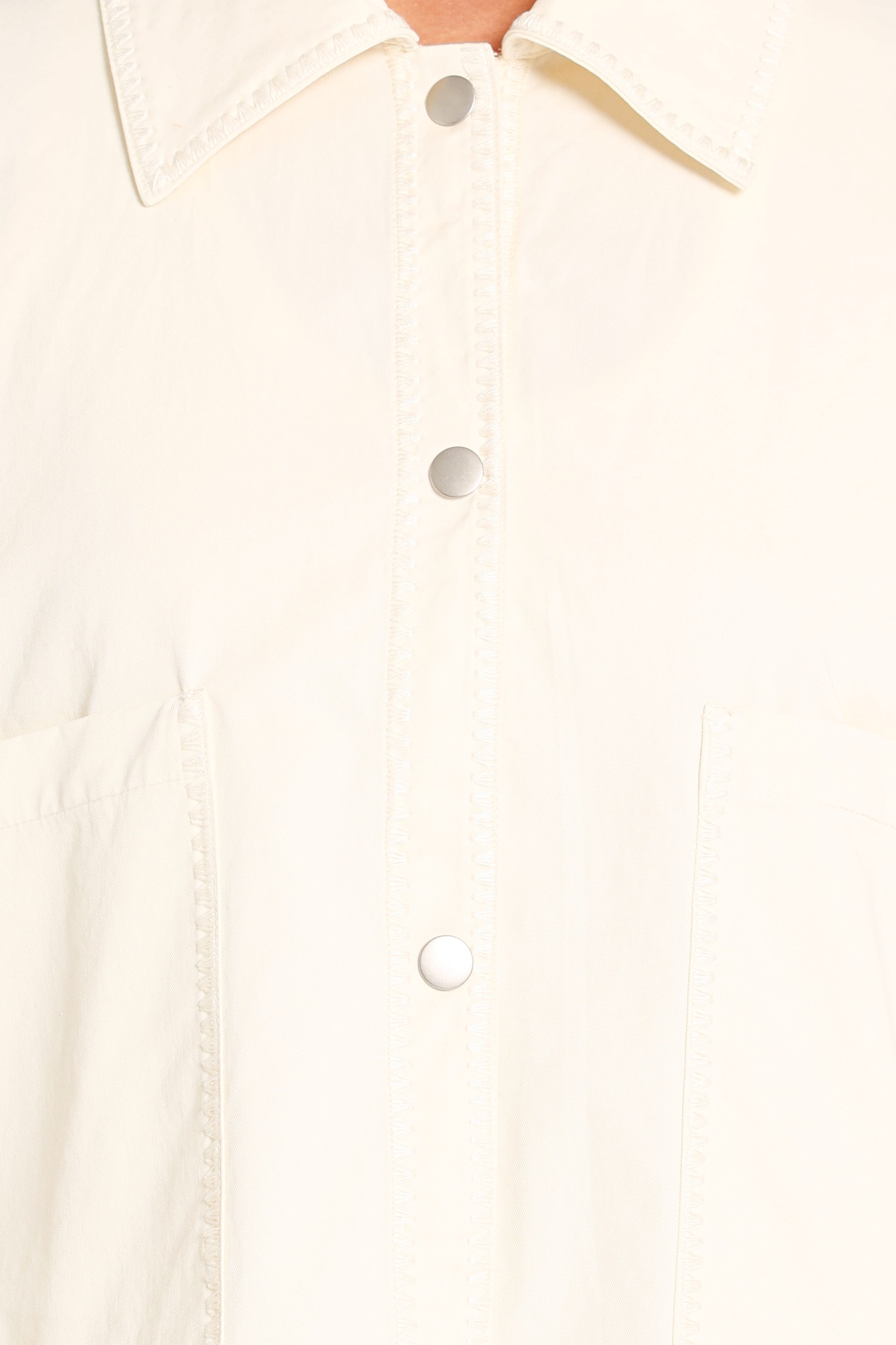OUTERWEAR Poppi Boxy Crop Jacket - Ivory