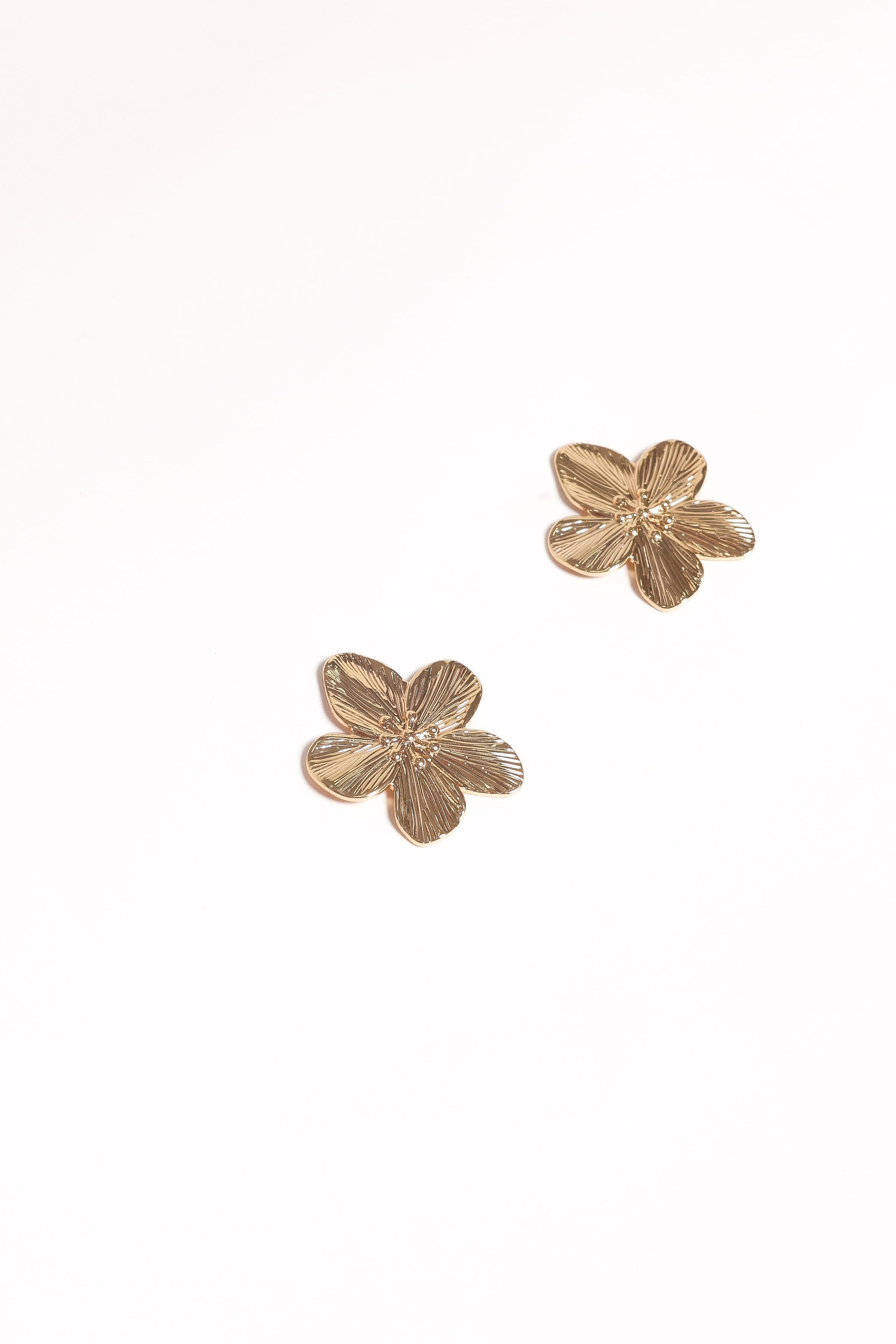ACCESSORIES Adriana Flower Earrings - Gold