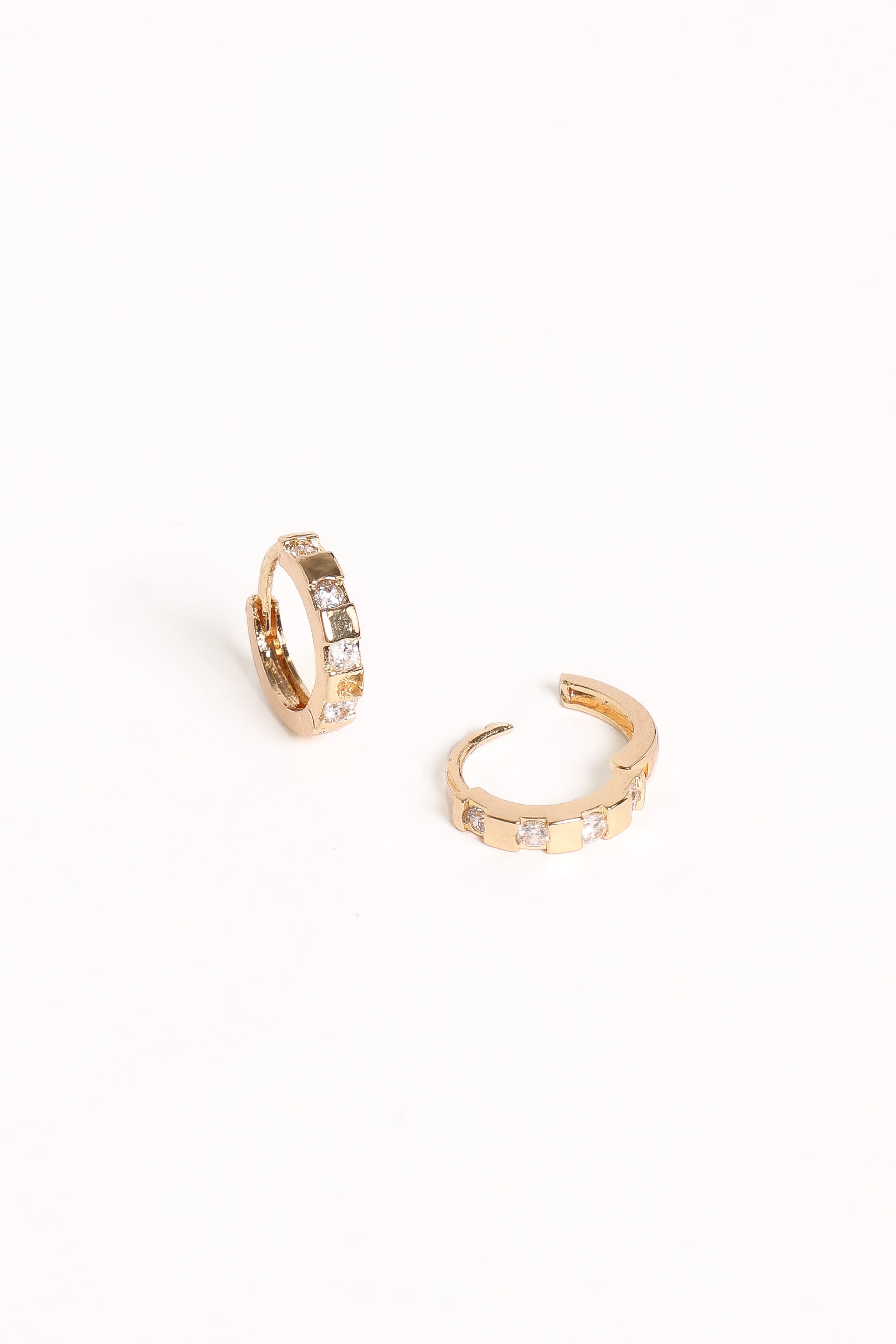 ACCESSORIES Alexis Earrings - Gold