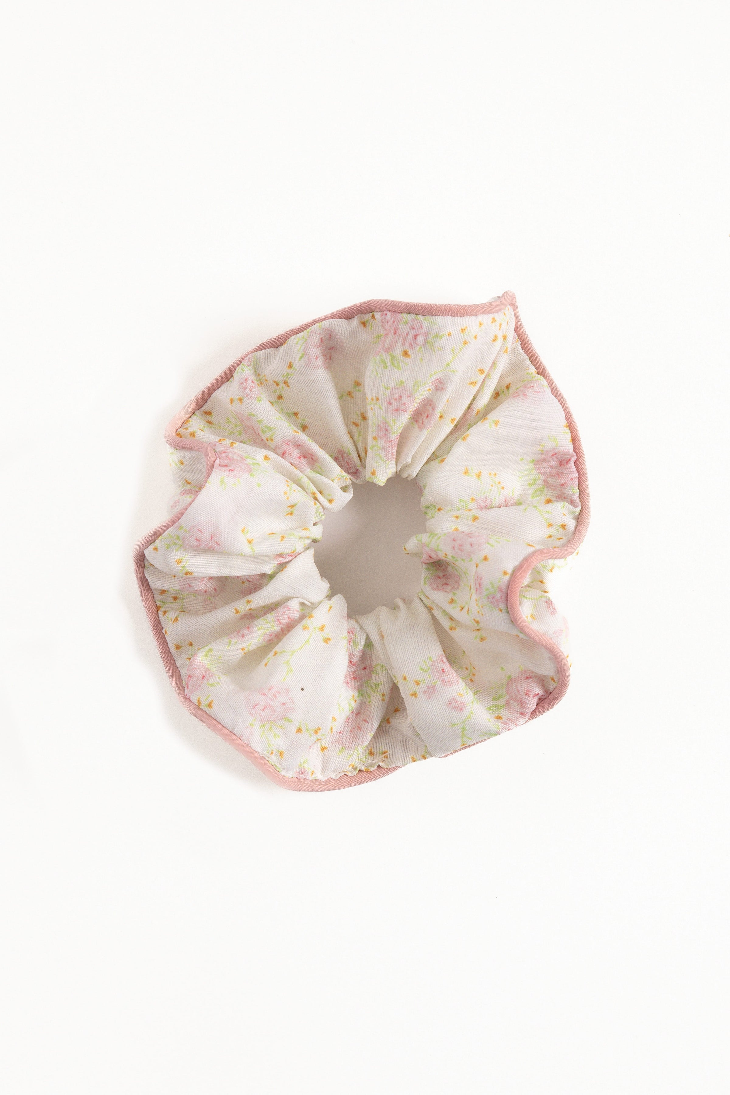 ACCESSORIES Amira Scrunchie - Pink Floral
