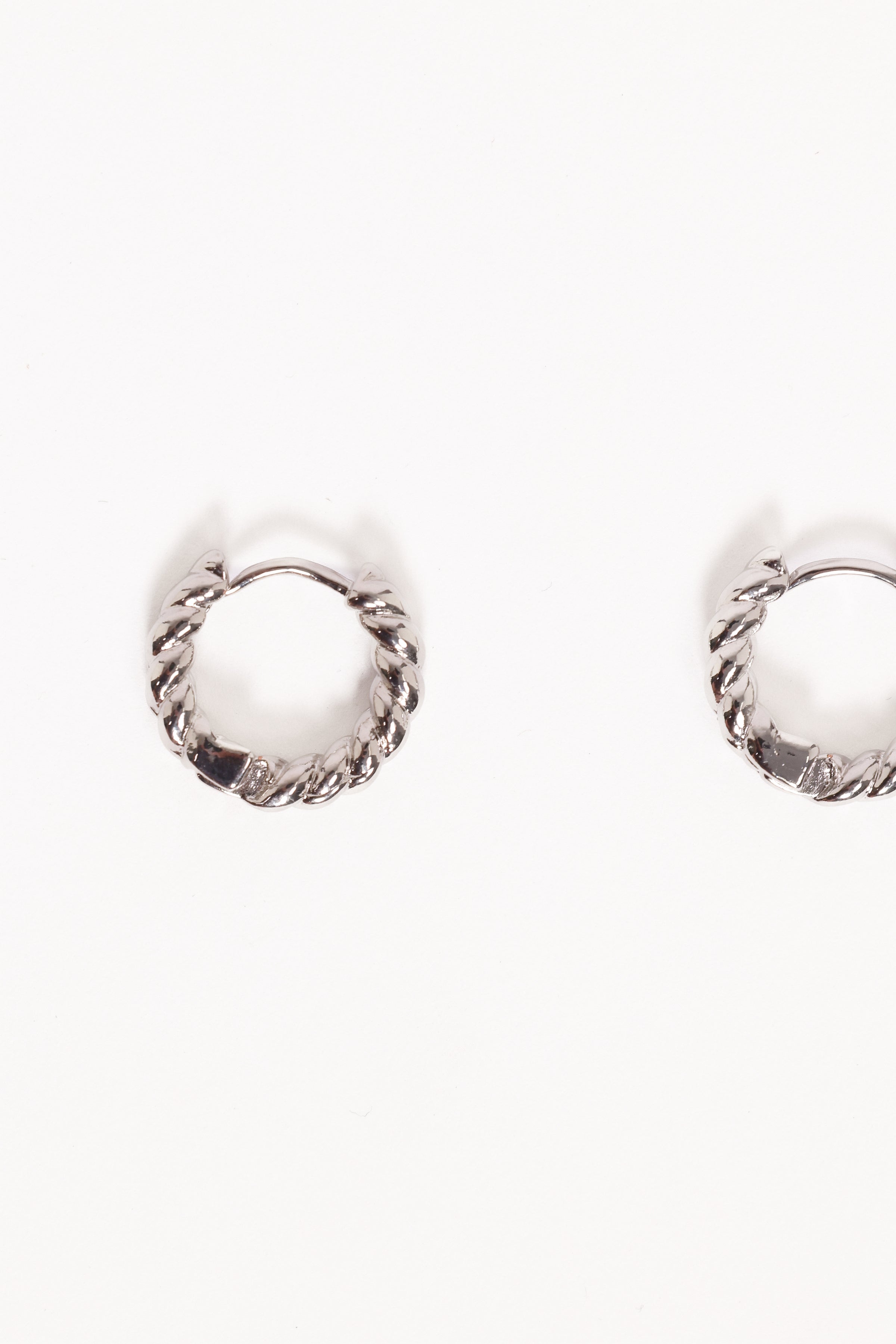 ACCESSORIES Aria Earrings - Silver