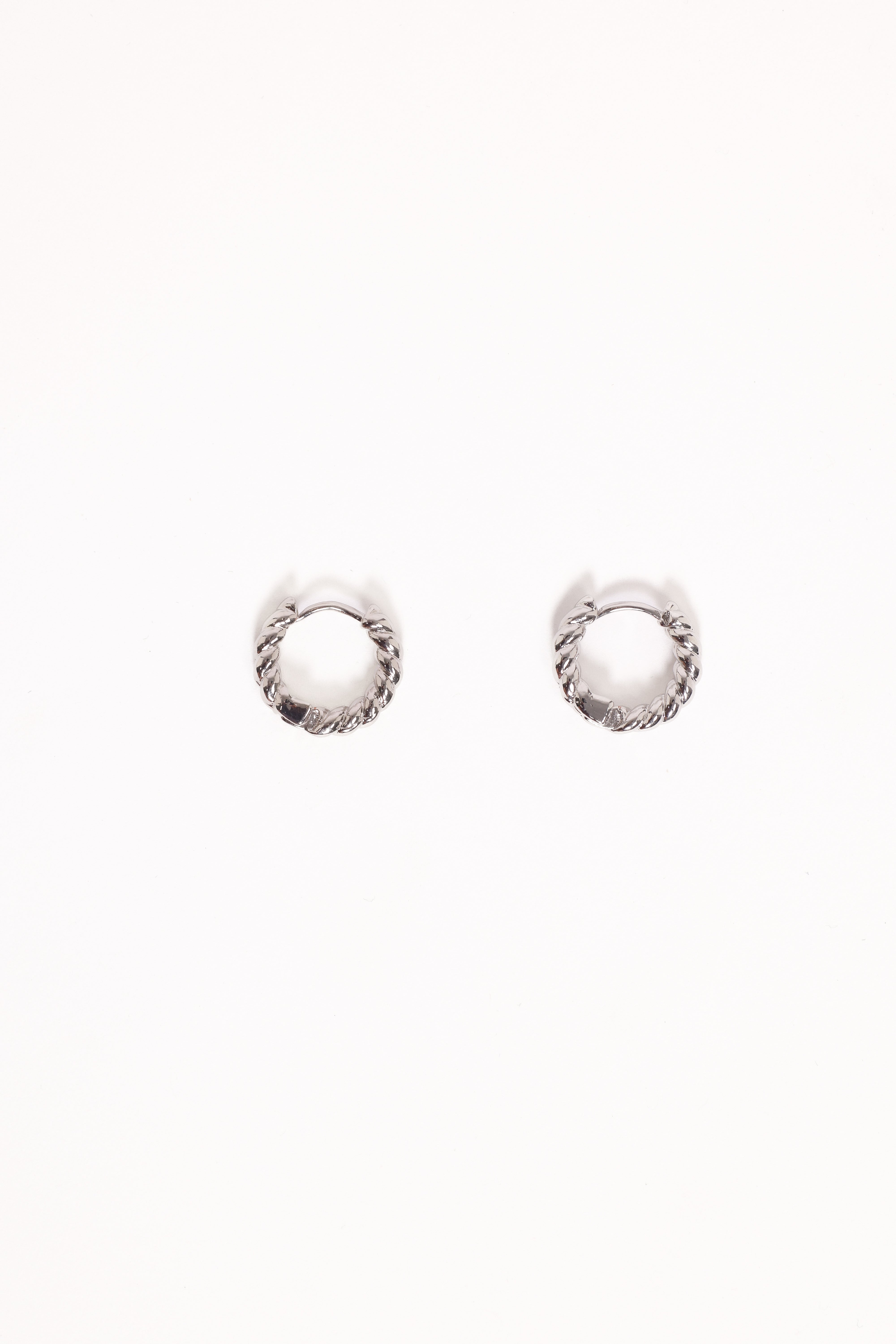 ACCESSORIES Aria Earrings - Silver