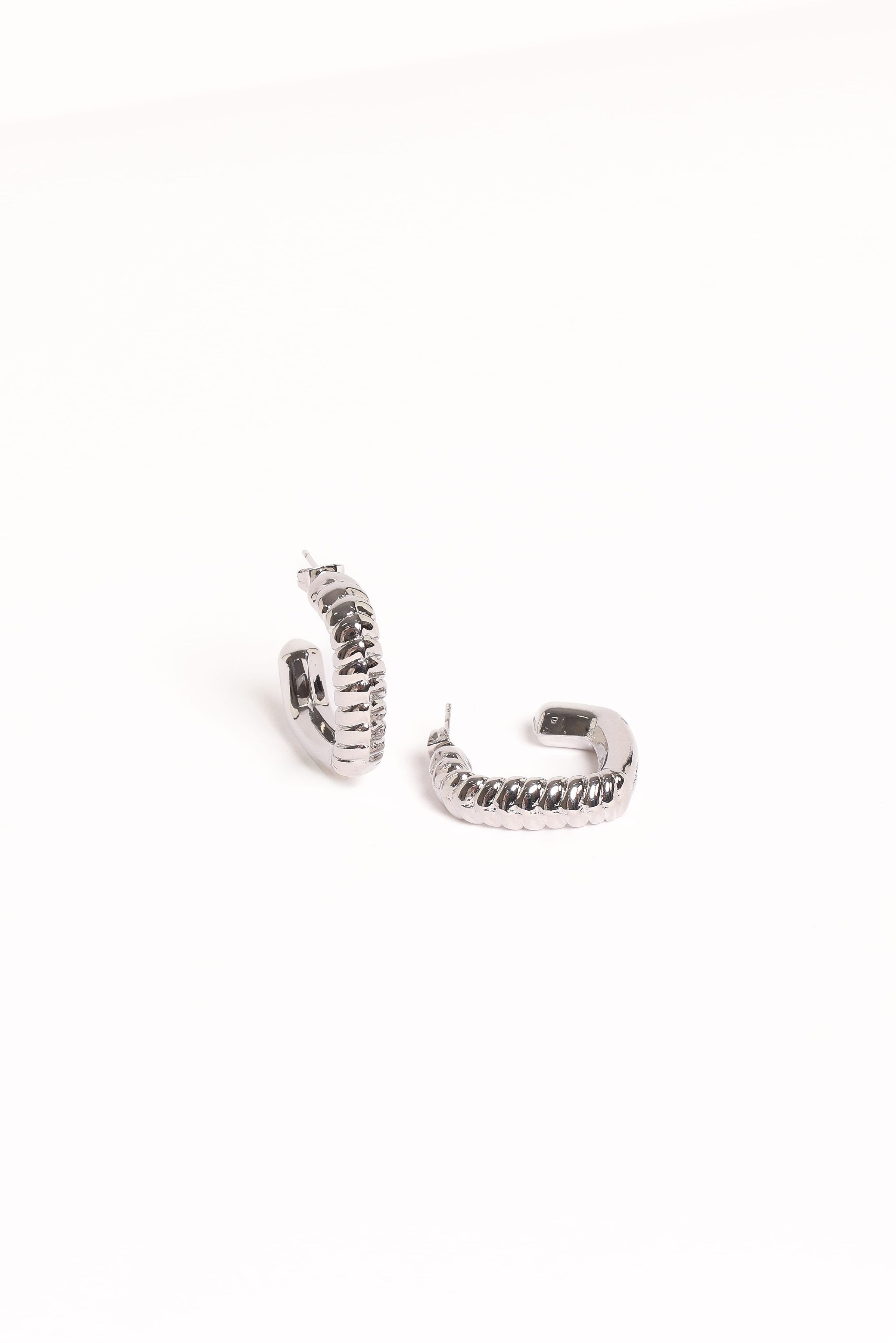 ACCESSORIES Cheryl Earrings - Silver