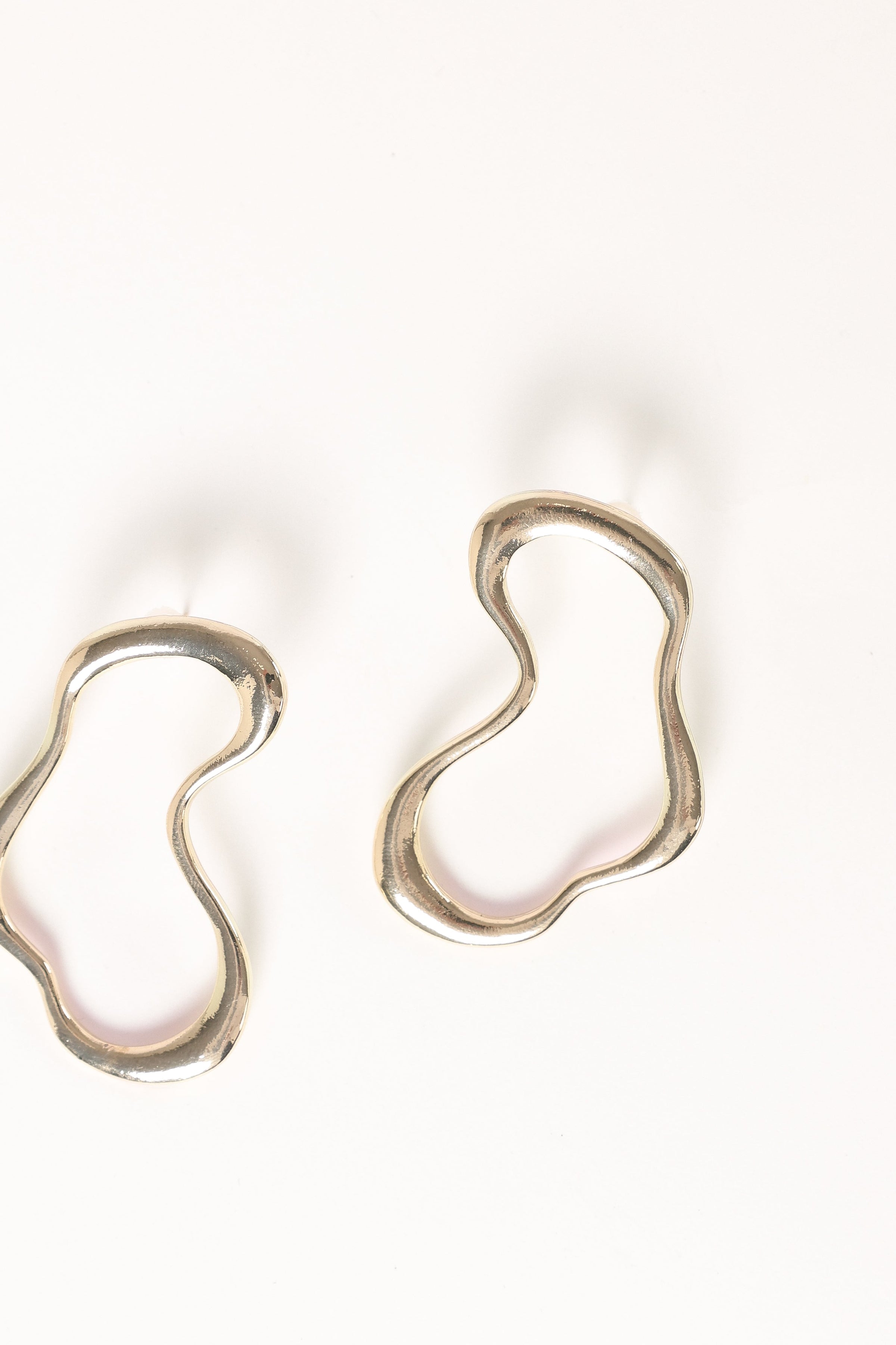 ACCESSORIES @Ellie Earrings - Gold