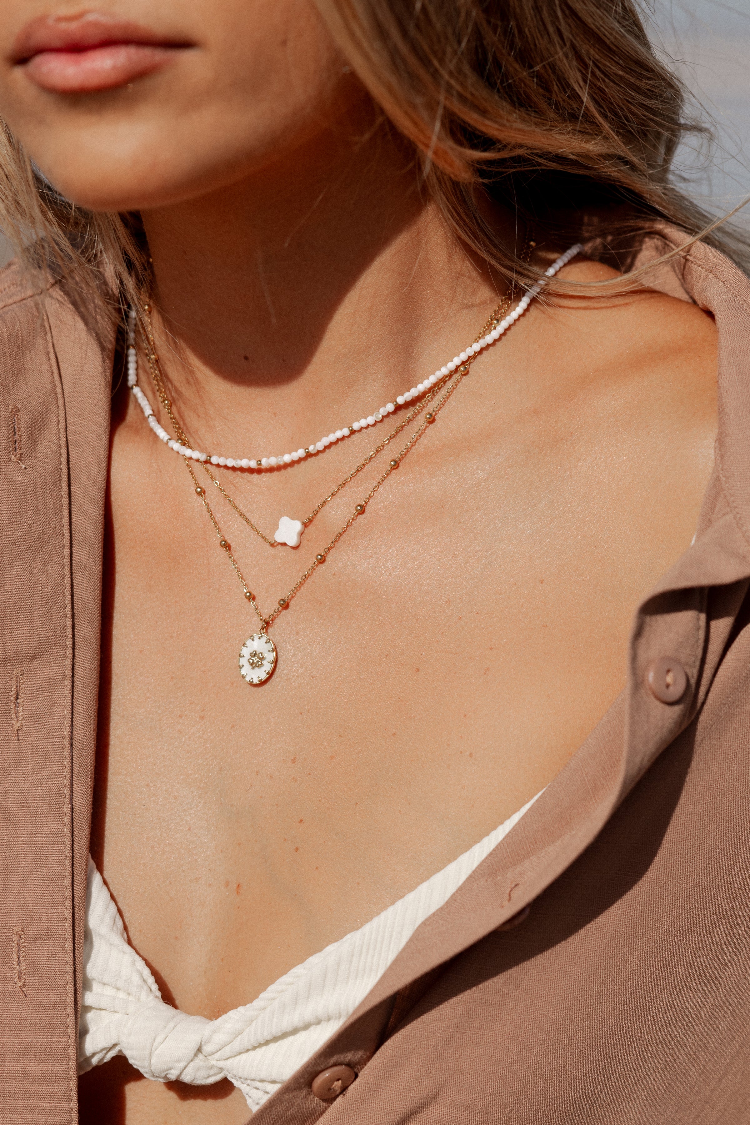 ACCESSORIES Goldie Necklace - Gold/White