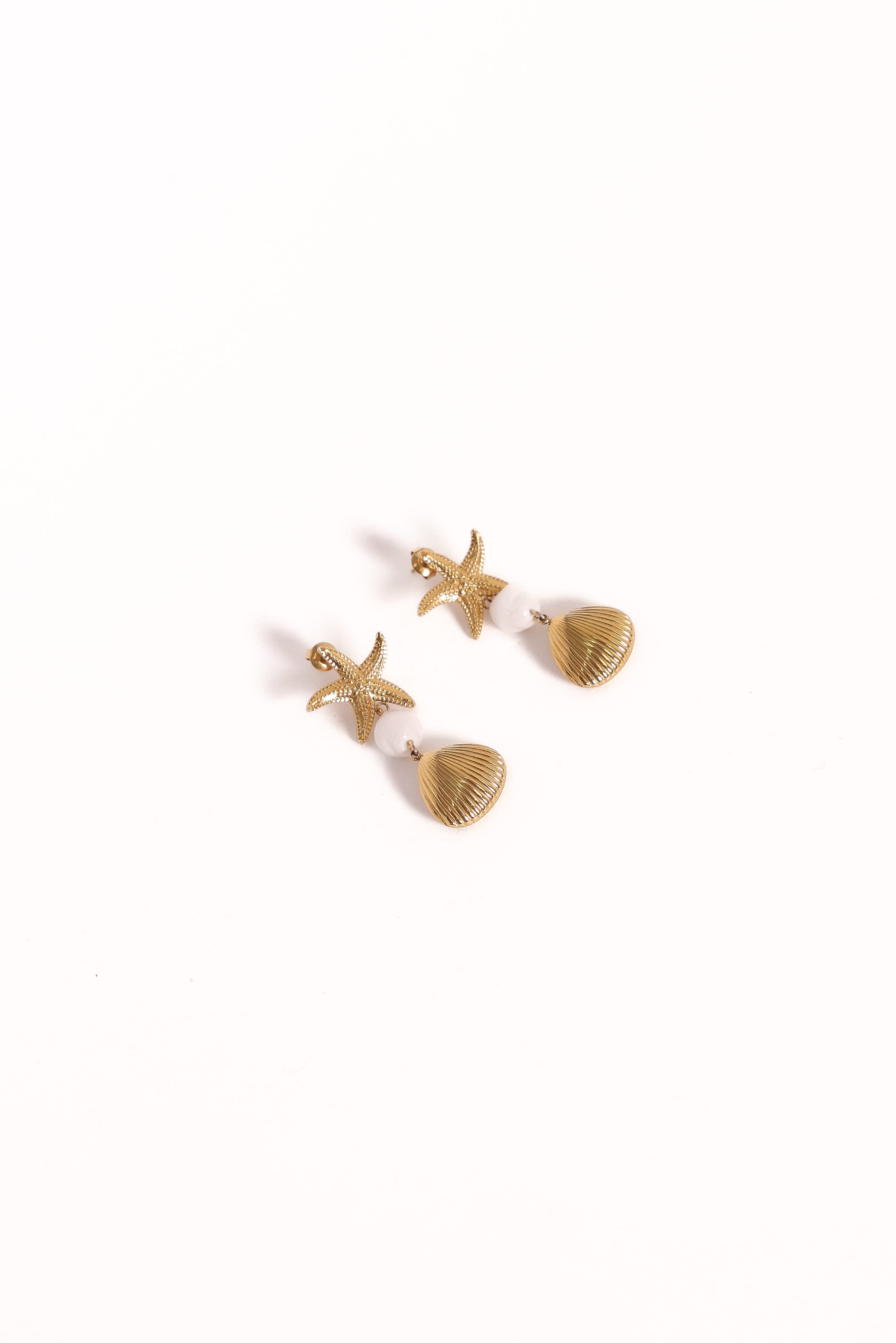 ACCESSORIES Guam Earrings - Gold