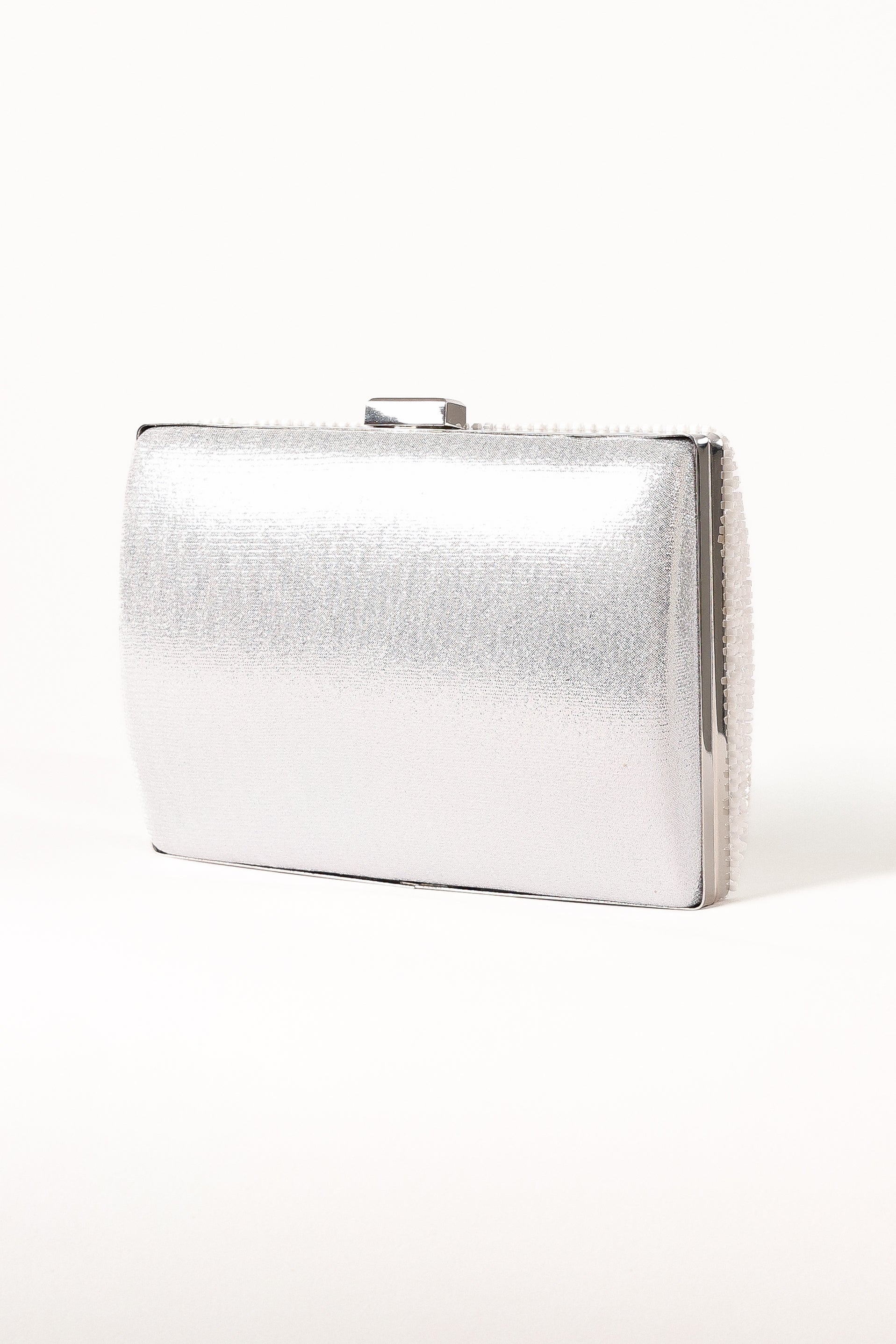 ACCESSORIES @Halle Clutch - White