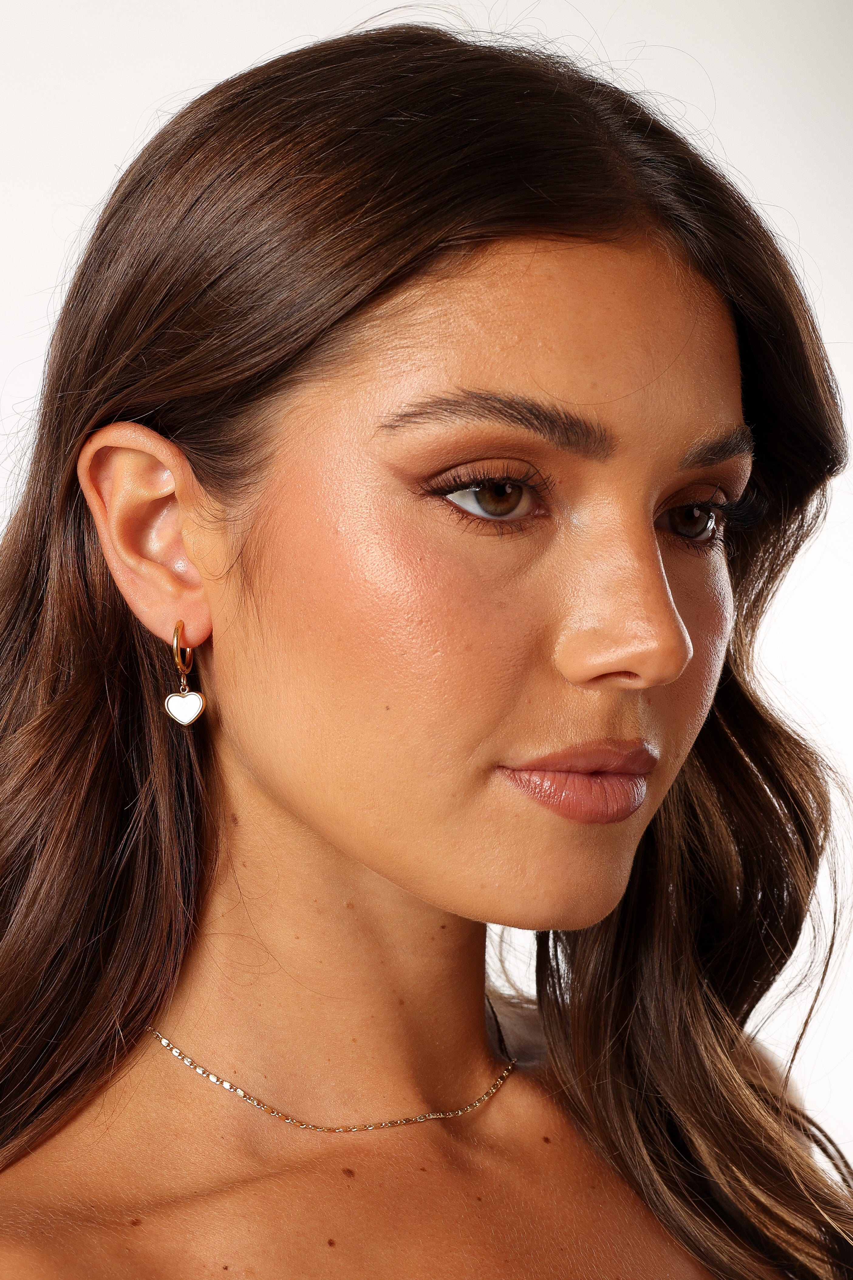 ACCESSORIES Joree Heart Hoop Earrings - Gold