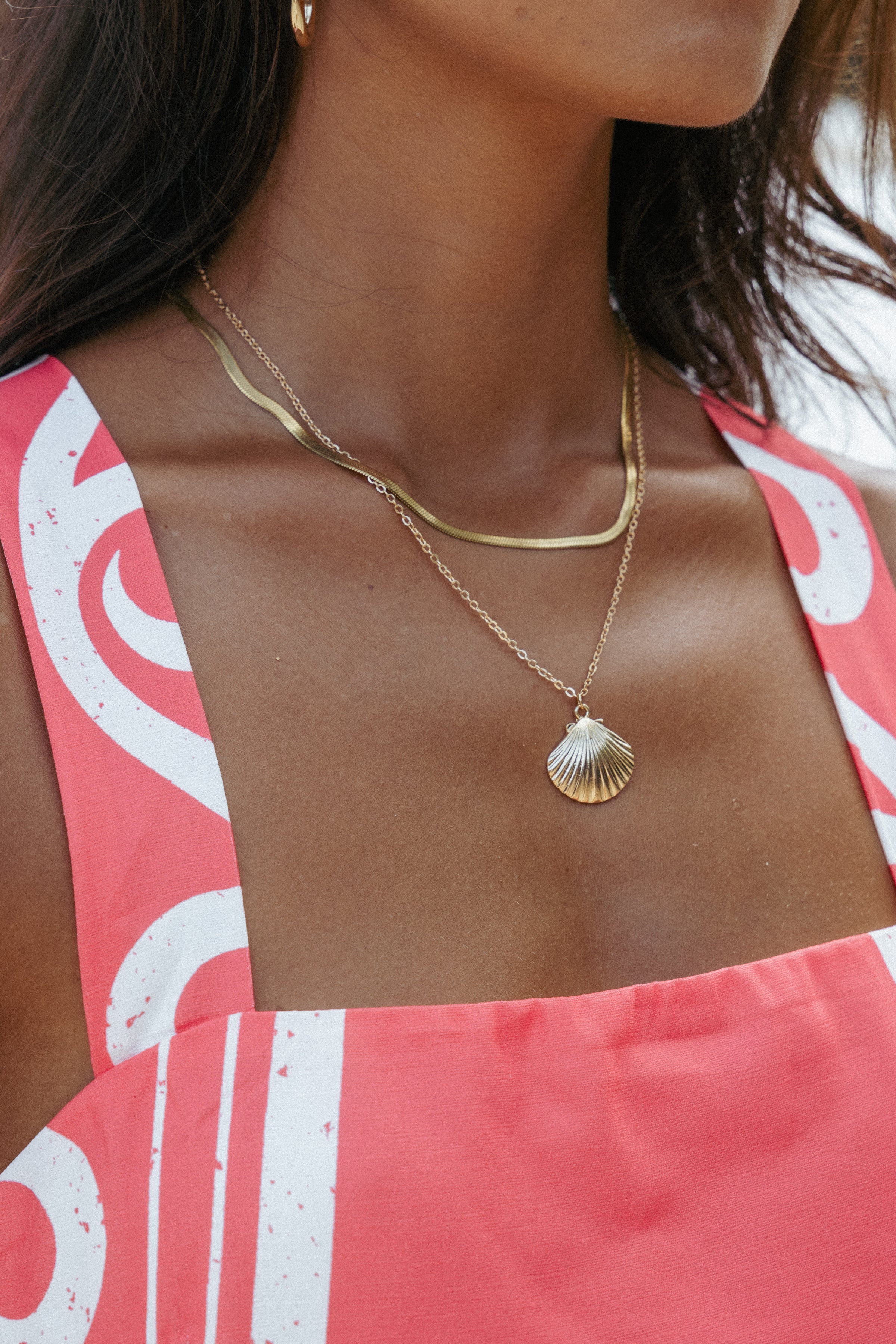 ACCESSORIES Shell Necklace - Gold