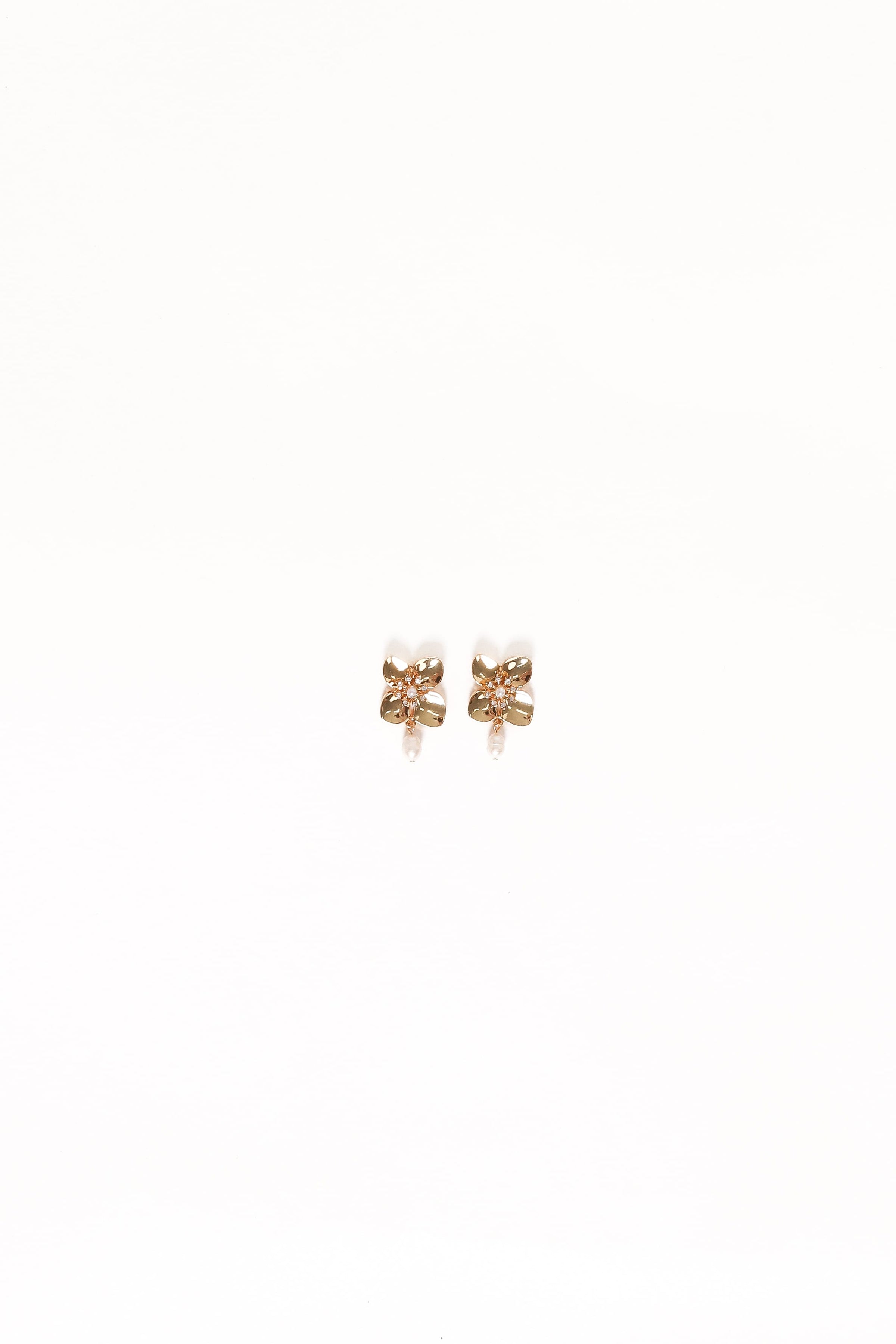 ACCESSORIES Trina Flower Earrings - Gold/Pearl