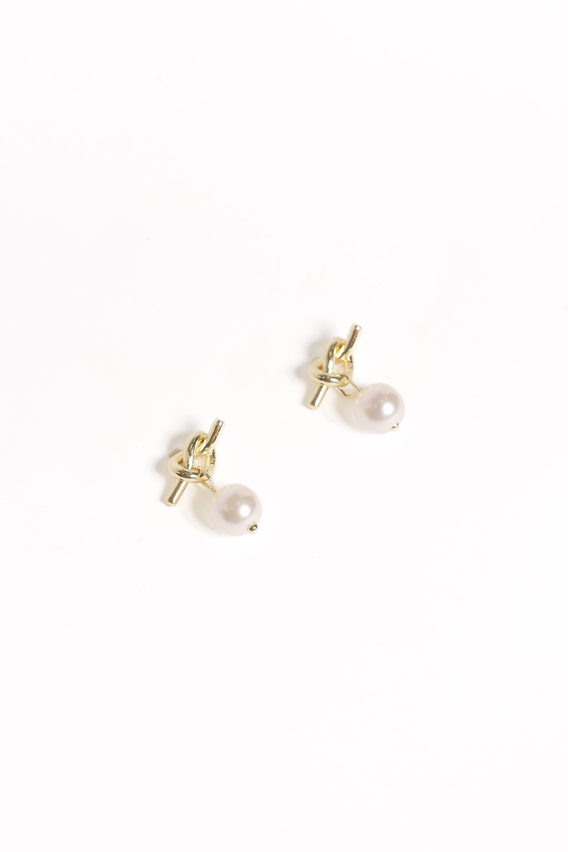 ACCESSORIES Valentina Knot Earrings - Gold/Pearl