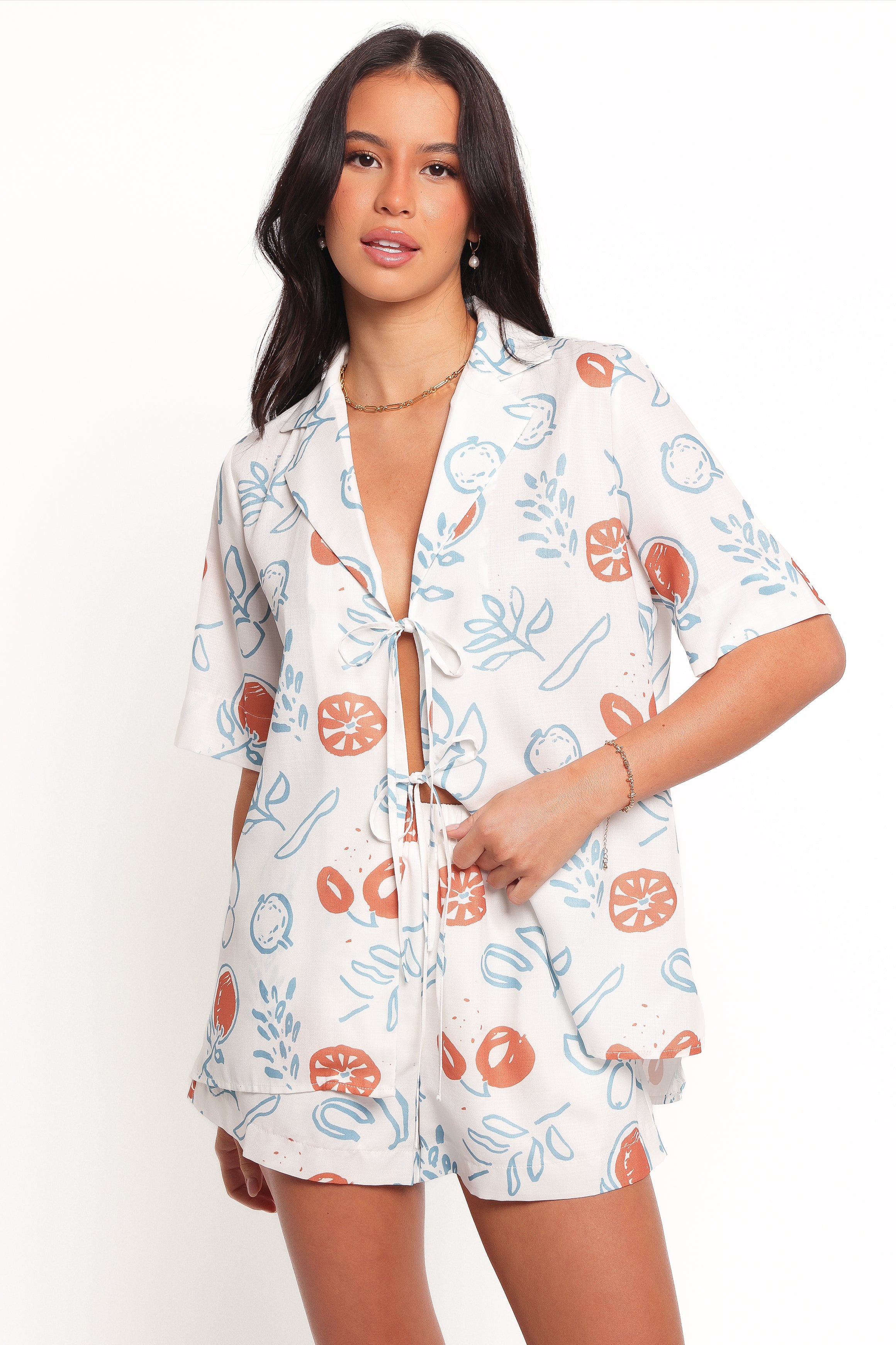 BOTTOMS Aaliyah Shorts - Blue Cream