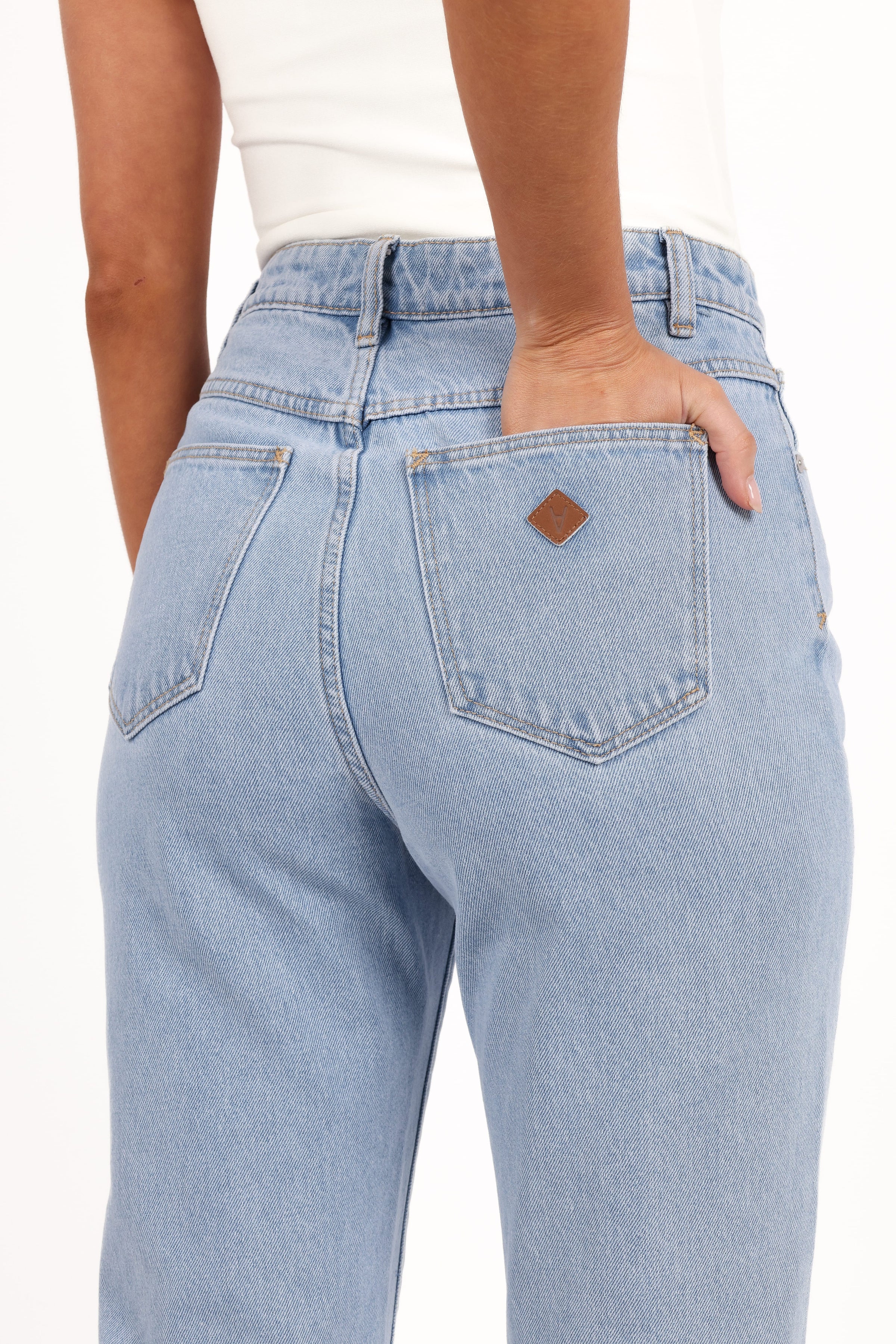 BOTTOMS Abrand 94 High Slim Jeans - Kendall