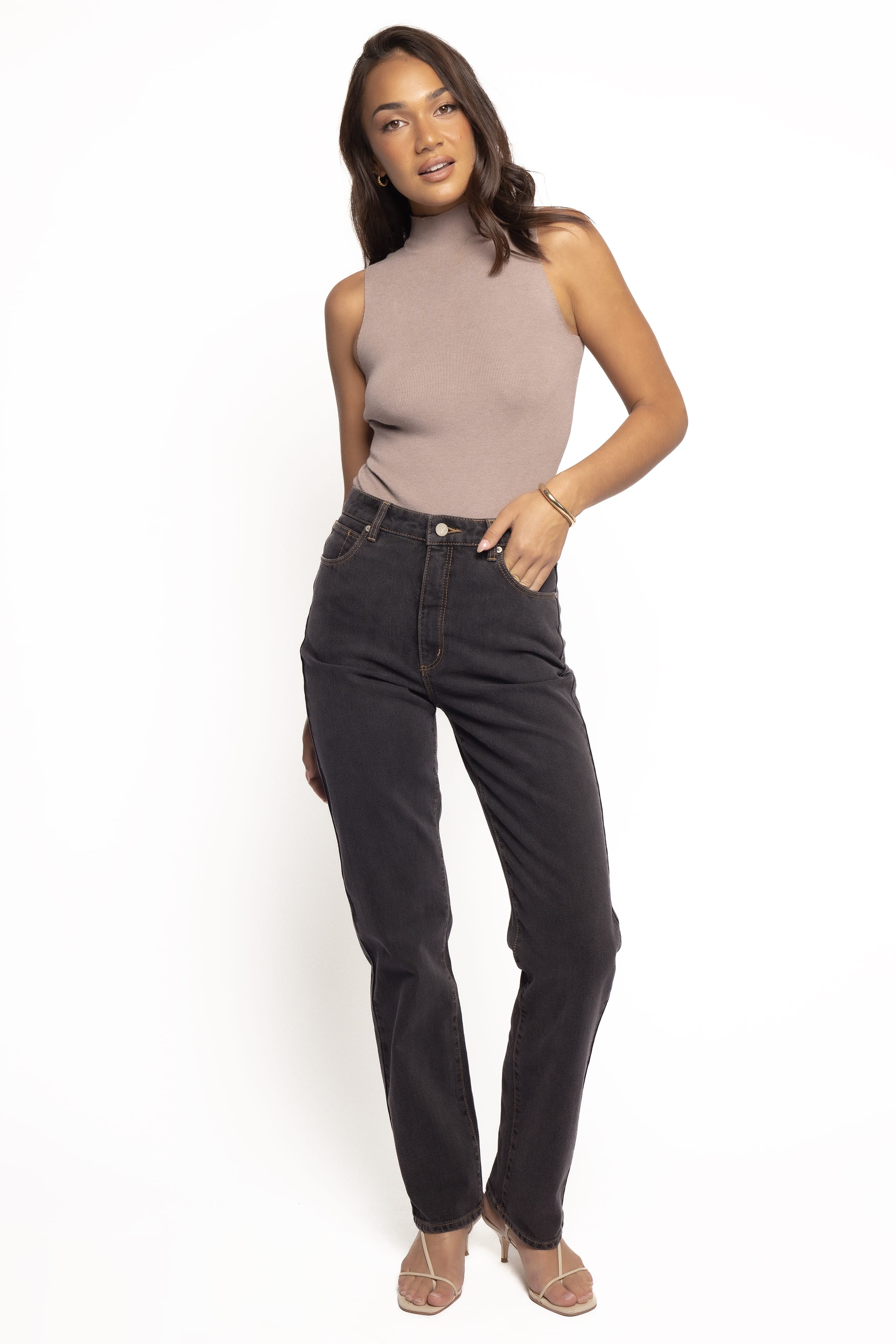 BOTTOMS Abrand 94 High Straight Jeans - Cara Washed Black
