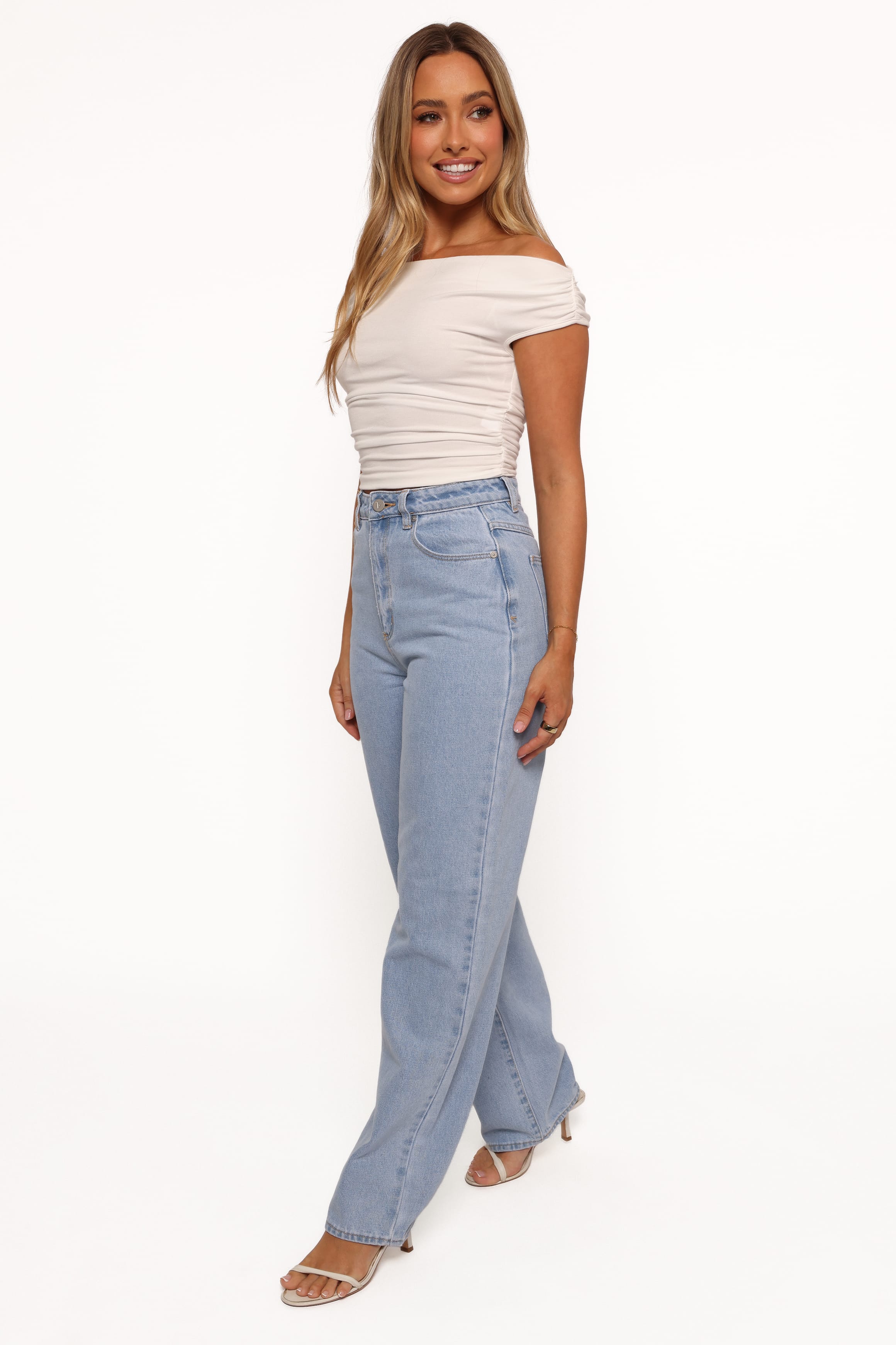 BOTTOMS Abrand 94 High Wide Jeans - Kendall