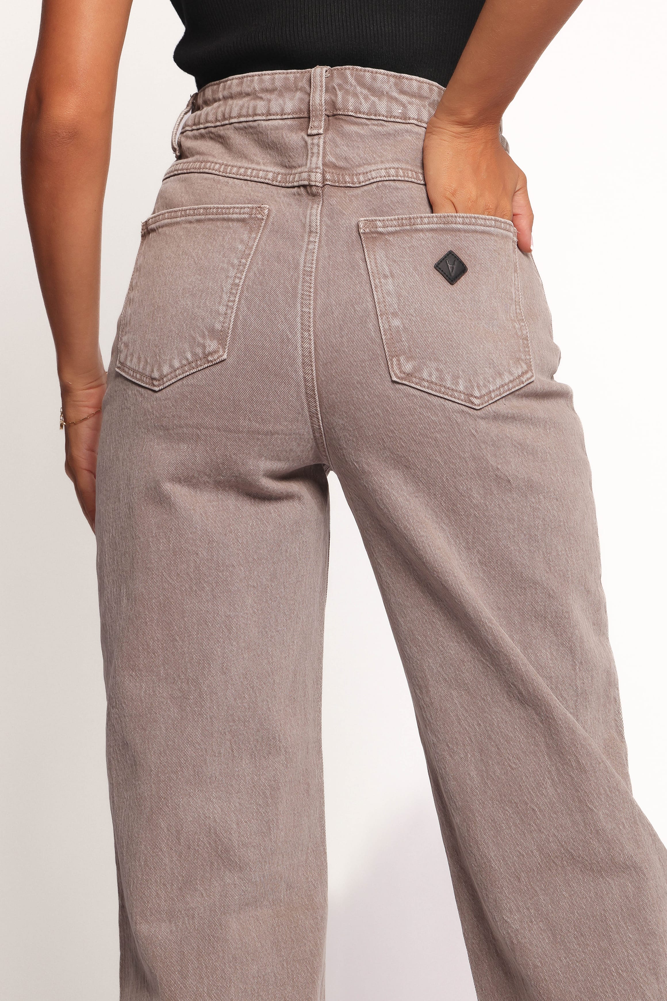 BOTTOMS Abrand 94 High Wide Jeans - Mushroom