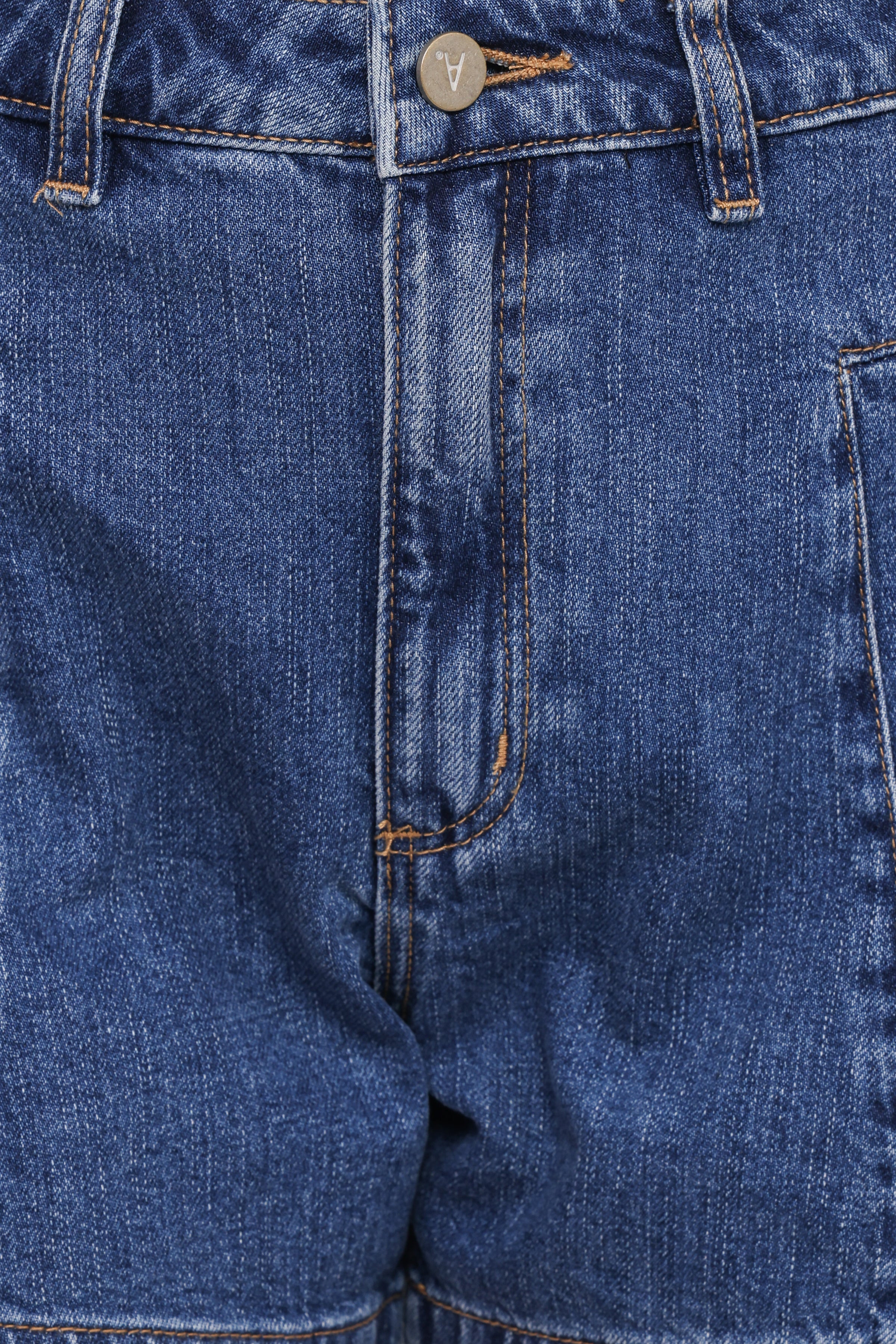 BOTTOMS Abrand 94 Pleated Short - Bella