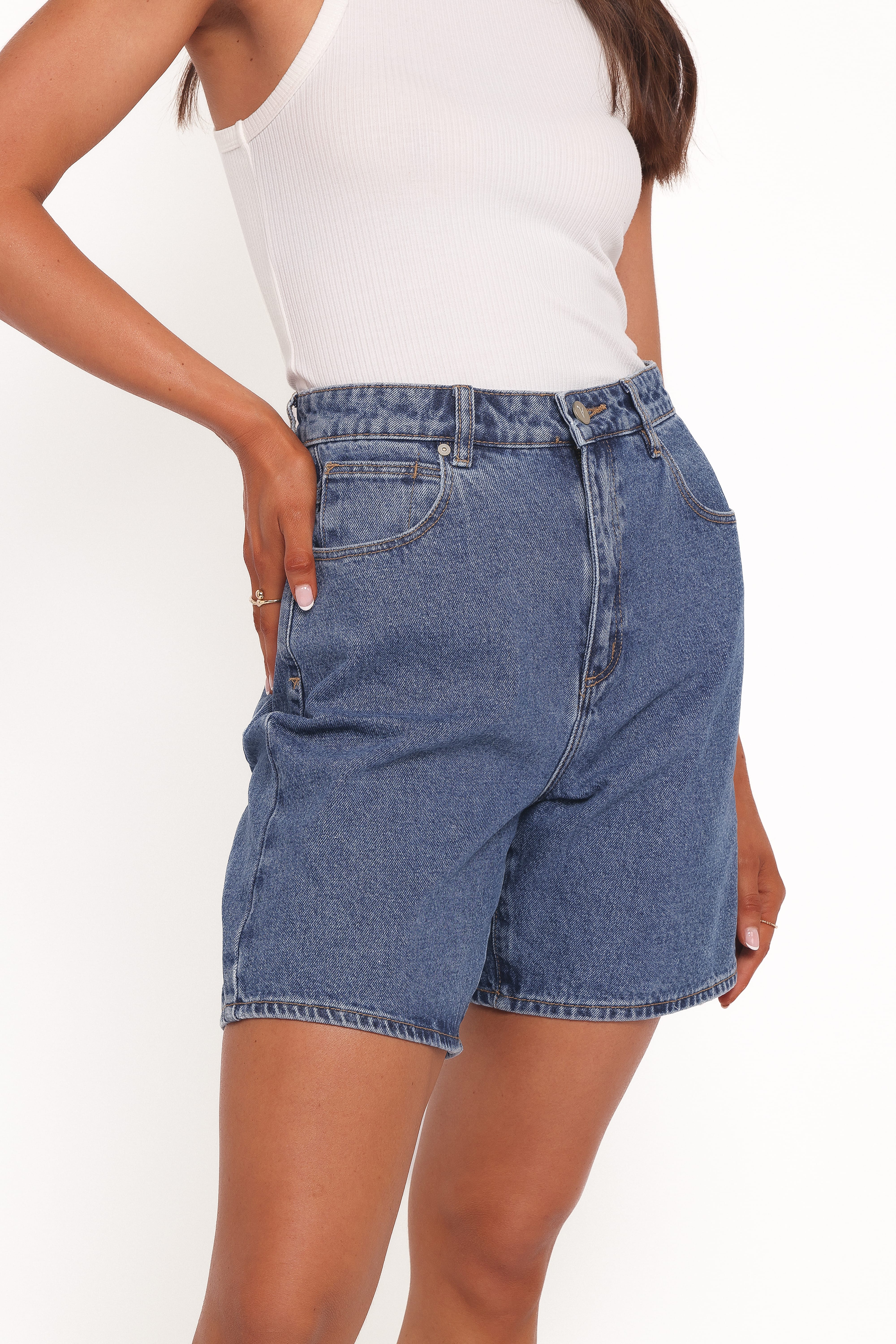 BOTTOMS Abrand Carrie Shorts - Bella