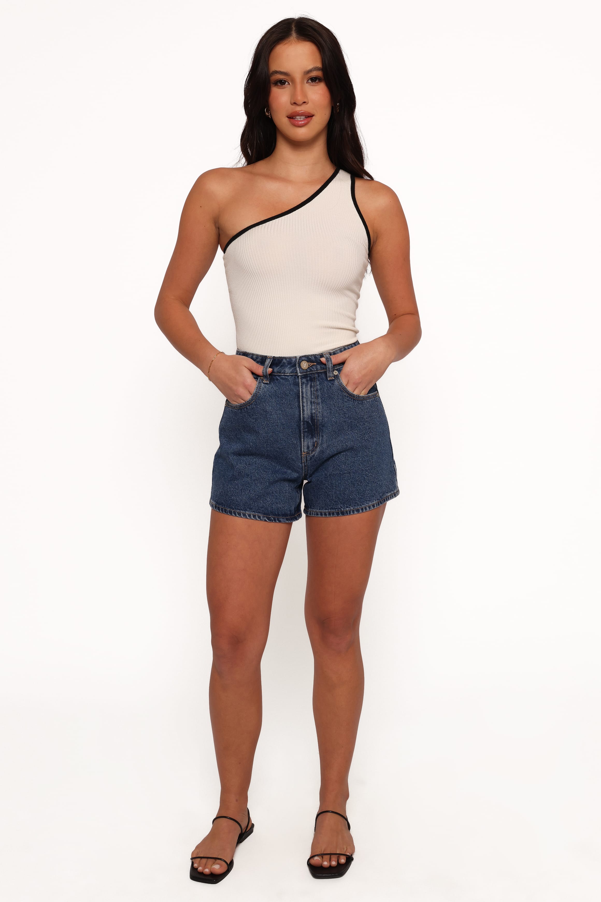 BOTTOMS Abrand Venice Shorts - Bella