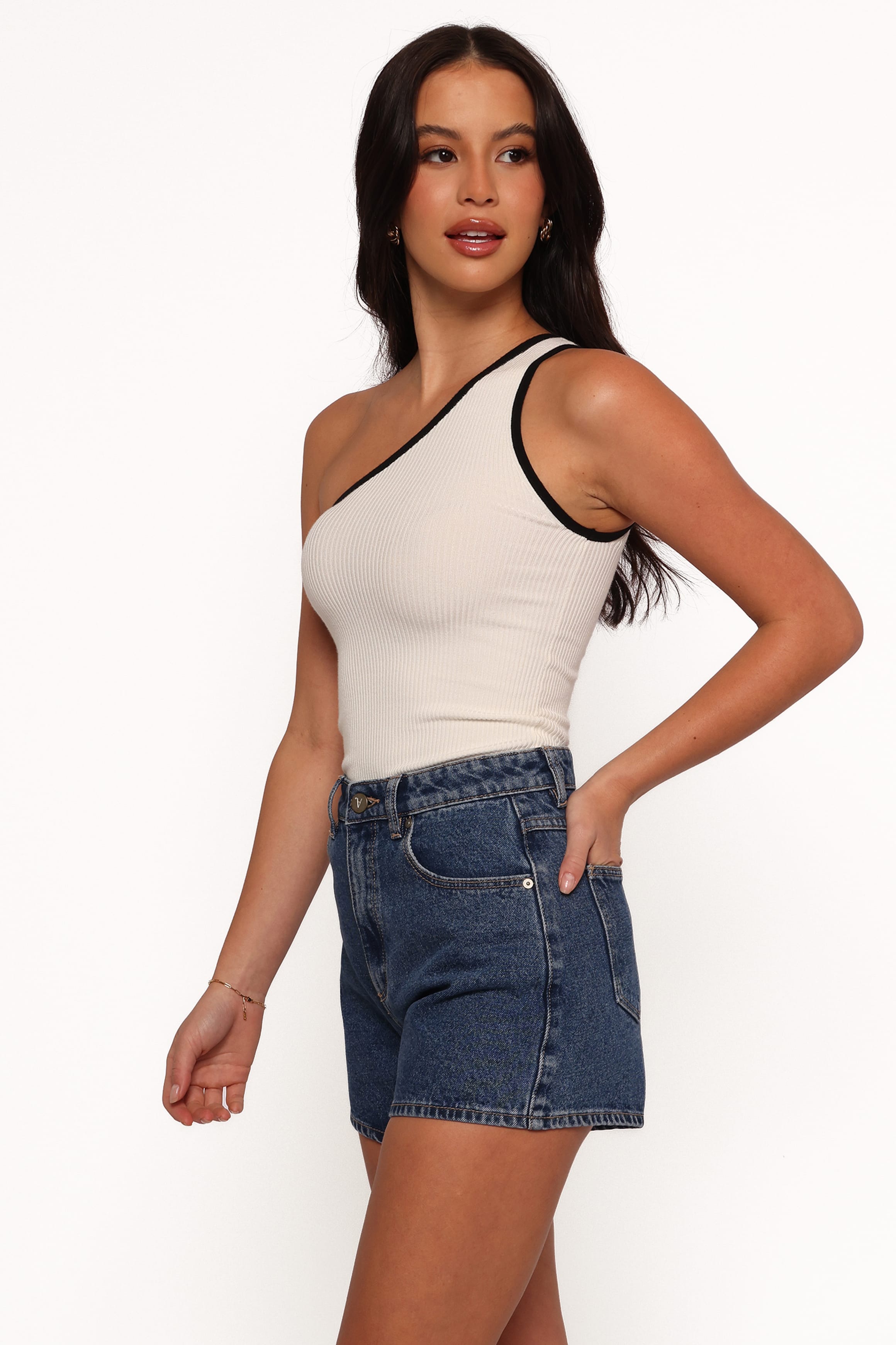 BOTTOMS Abrand Venice Shorts - Bella
