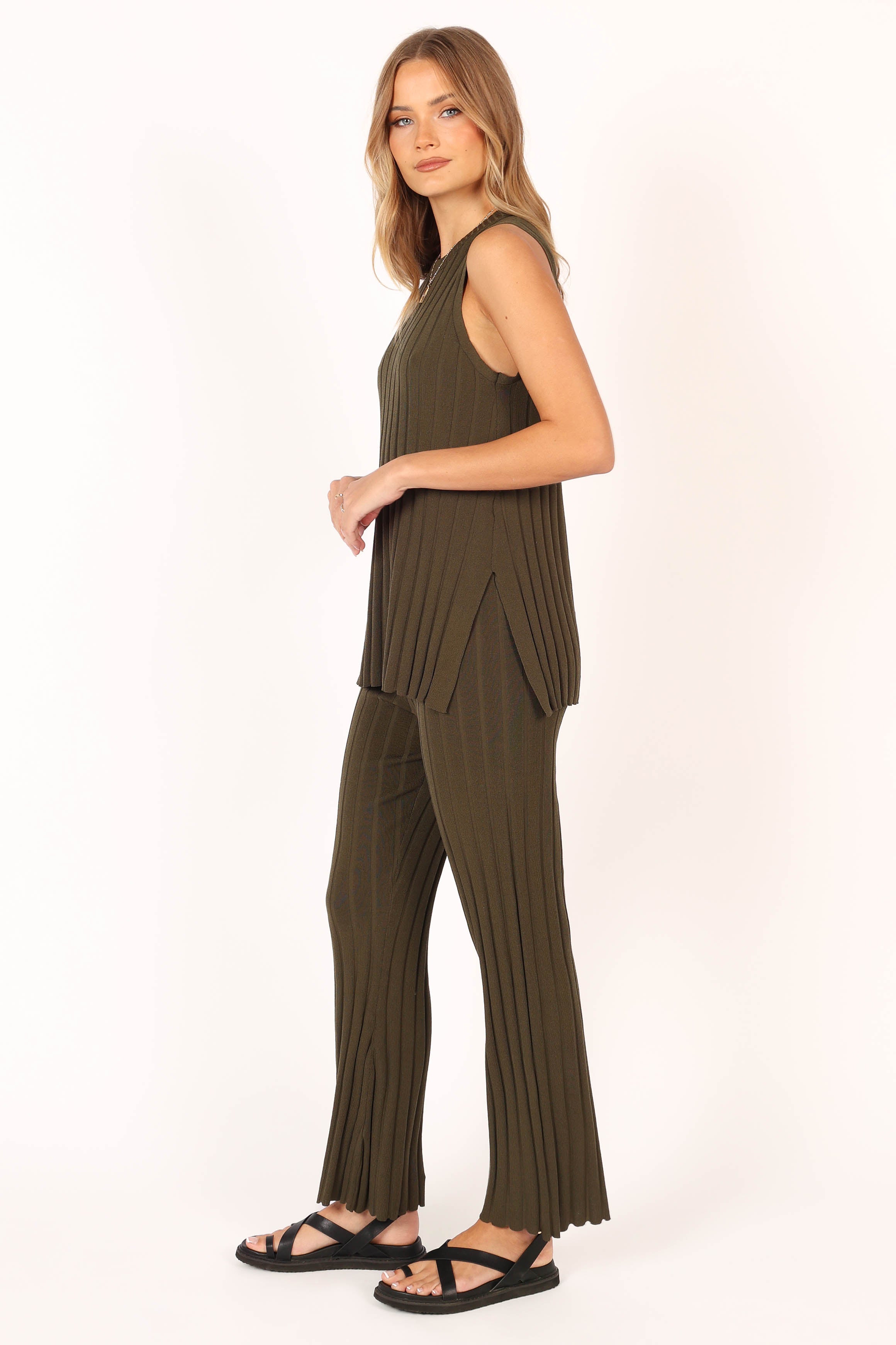 BOTTOMS @Agnes Knit Pant - Khaki