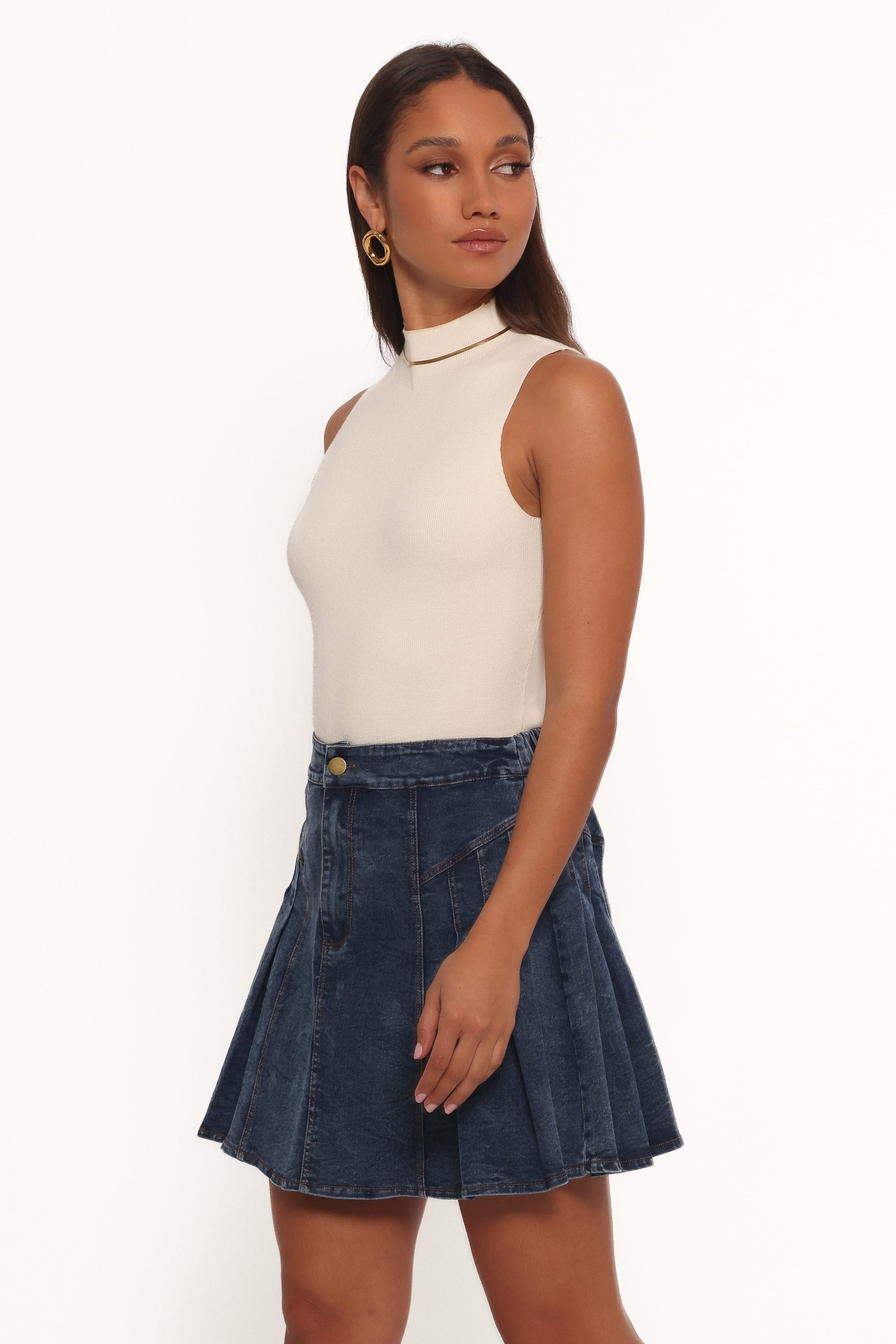 BOTTOMS Alek Pleated Mini Skirt - Mid Wash Denim
