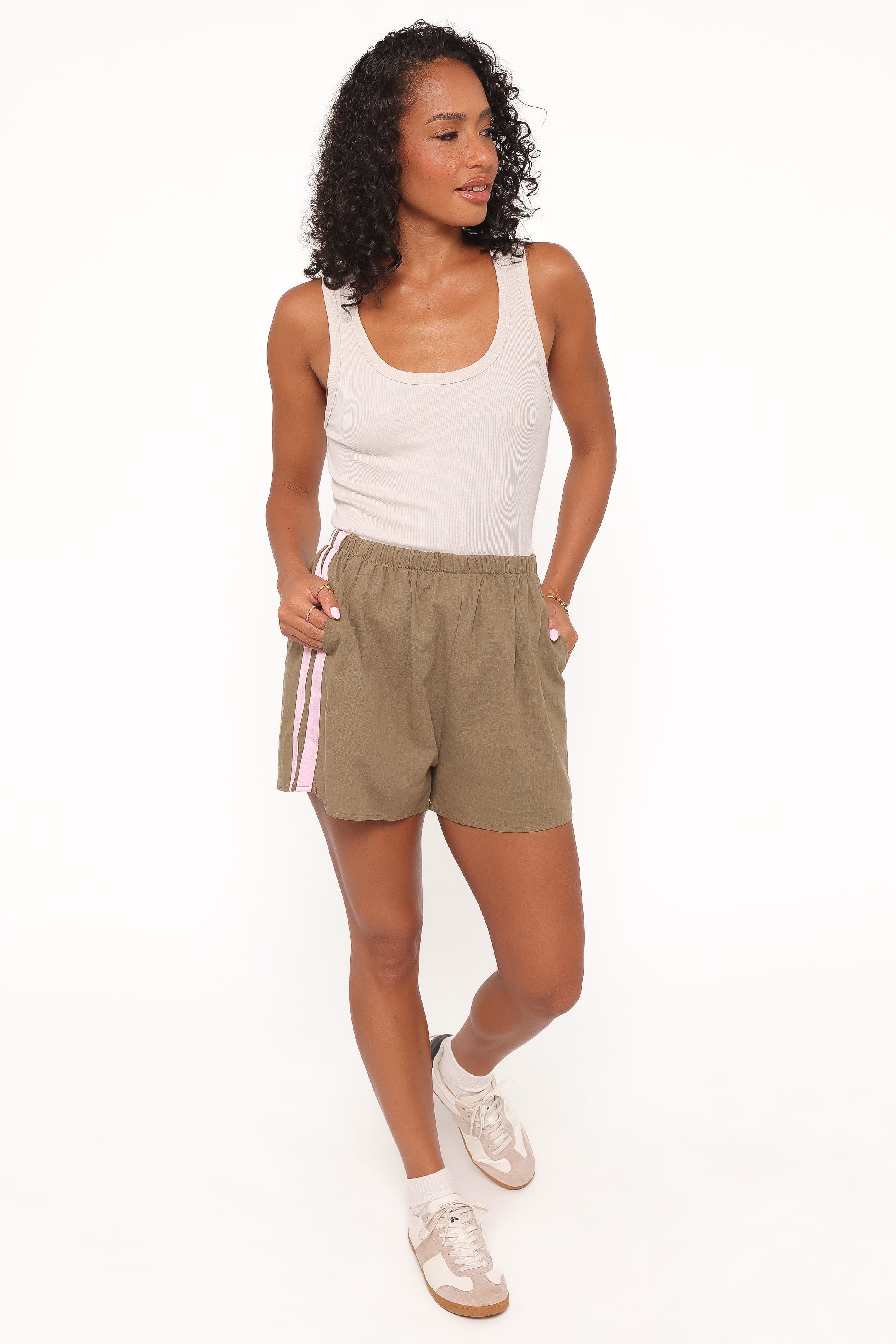 BOTTOMS Alma Track Short - Olive