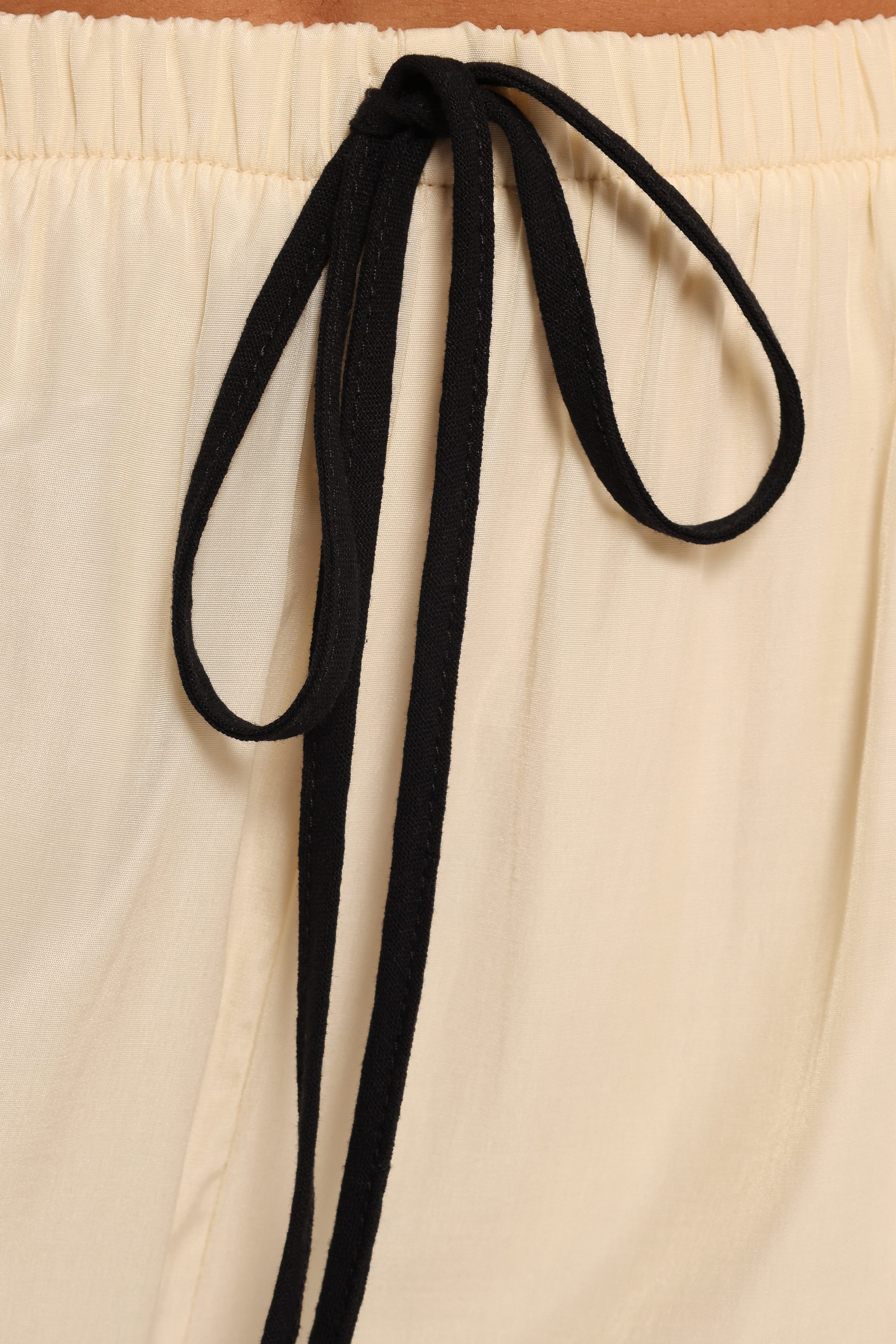 BOTTOMS Callie Pant - Cream Black