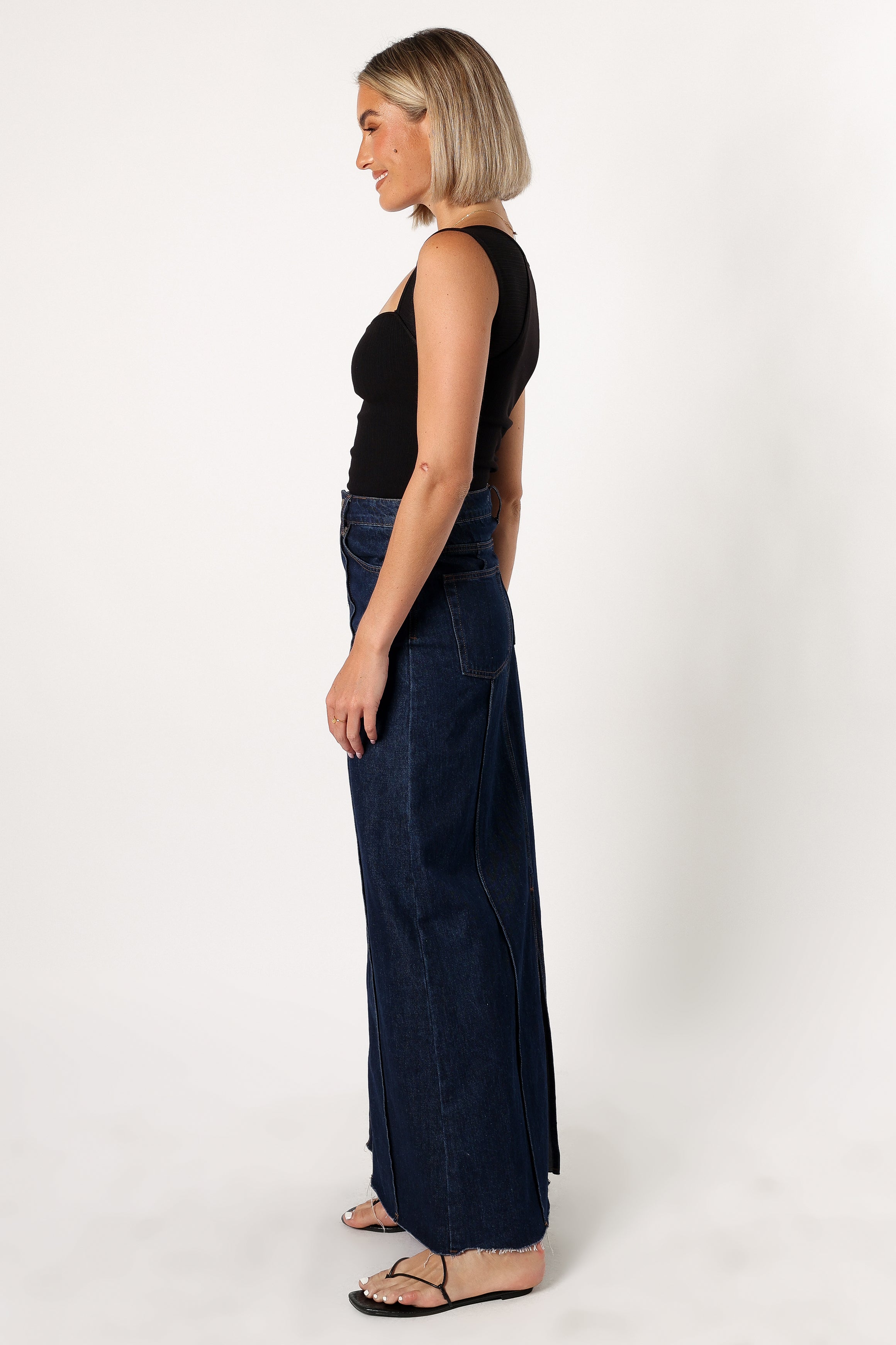 BOTTOMS @Caprice Denim Maxi Skirt - Indigo