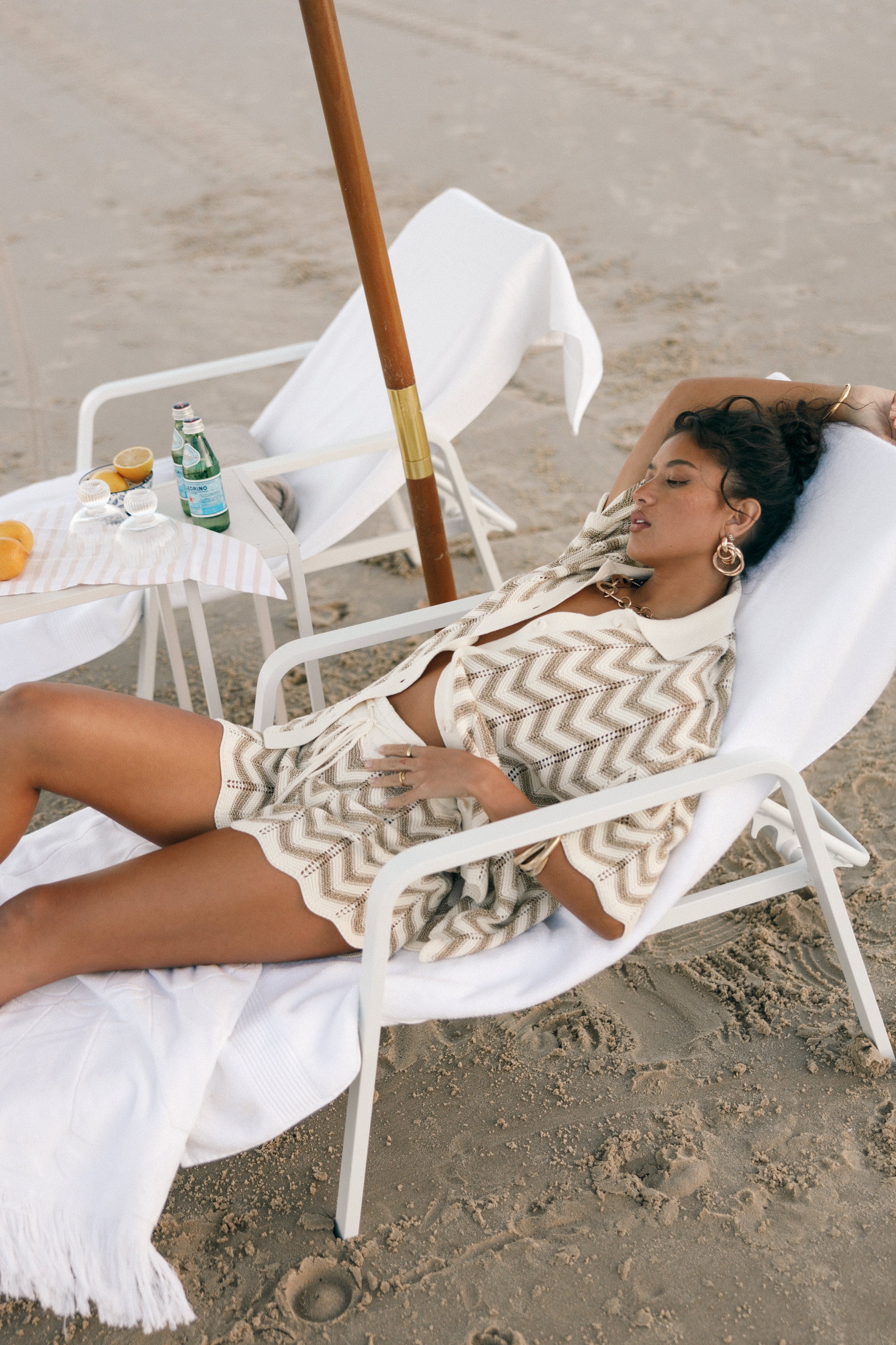 BOTTOMS @Cherie Knit Short - Sand White (Hold for Euro Summer)