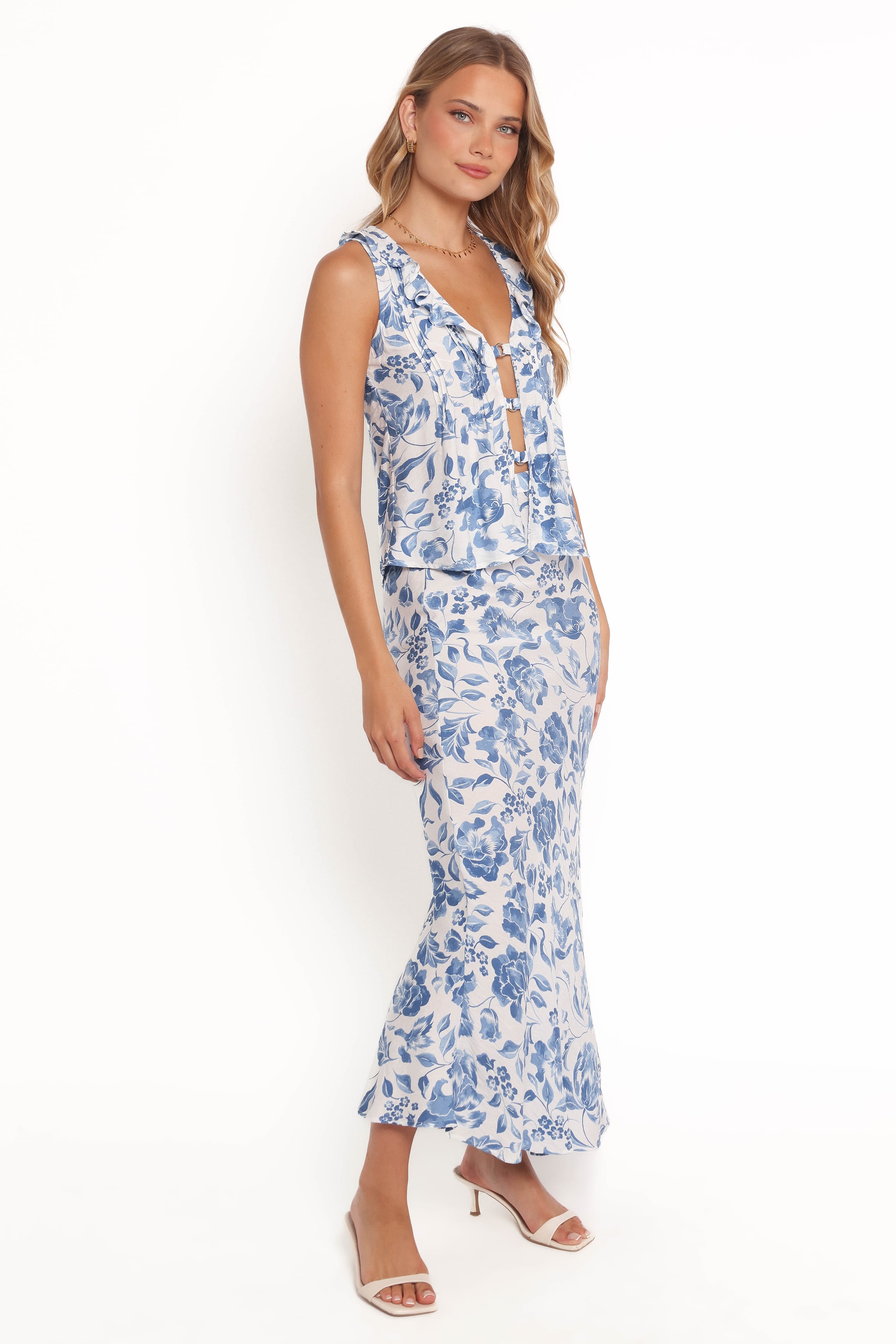 BOTTOMS Claud Maxi Skirt - Blue White Floral