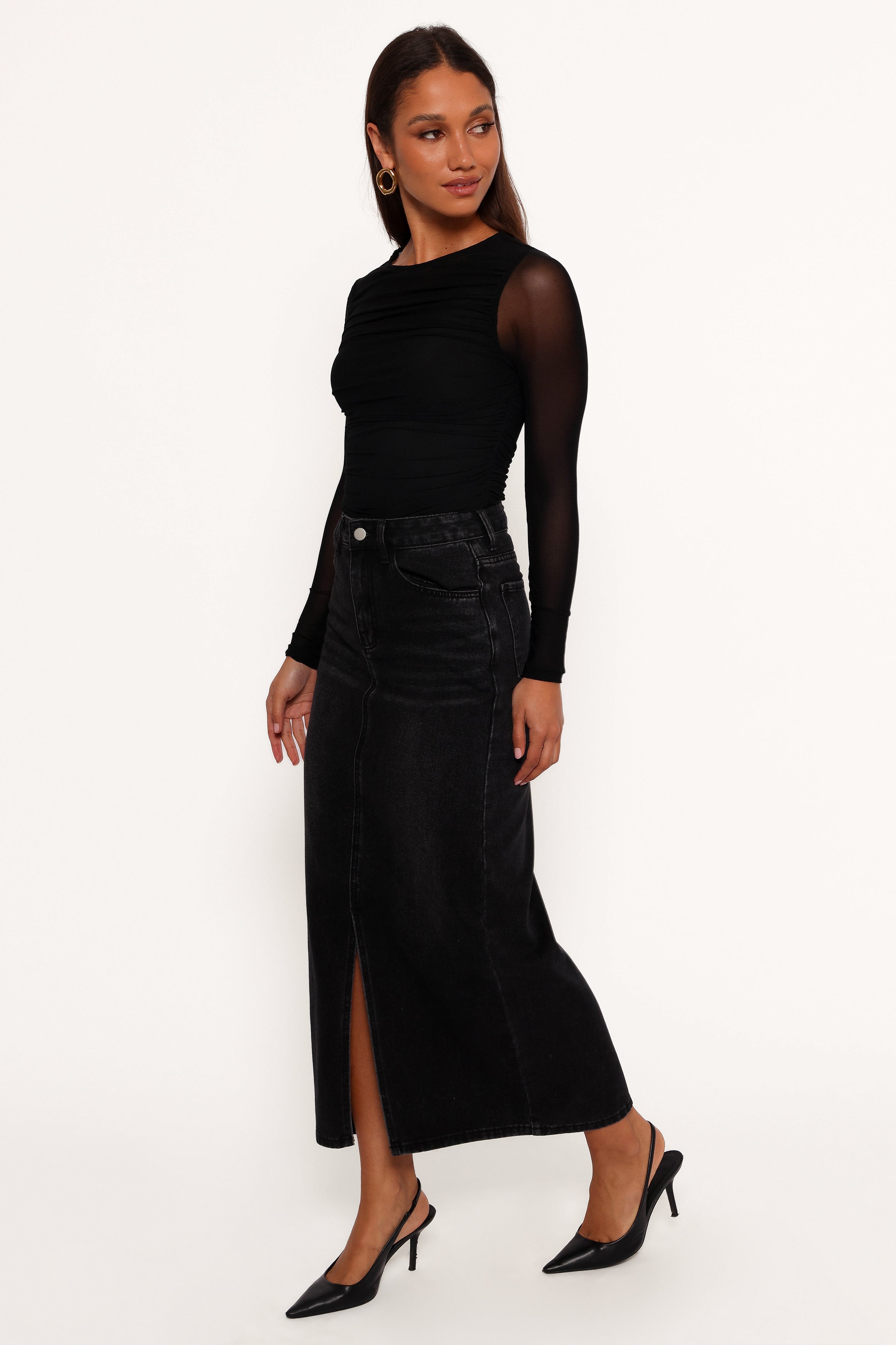 BOTTOMS Dana Denim Midi Skirt - Black Wash